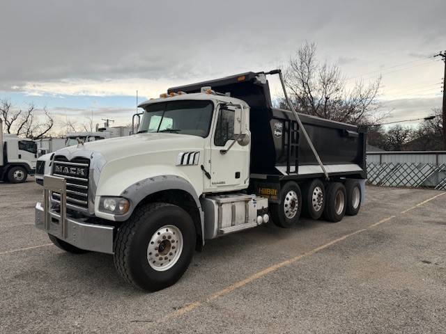2018 Mack - image 4