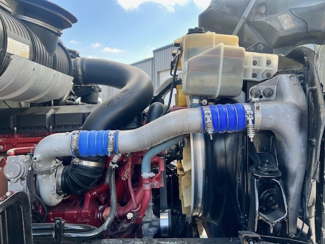 2018 Mack - image 23