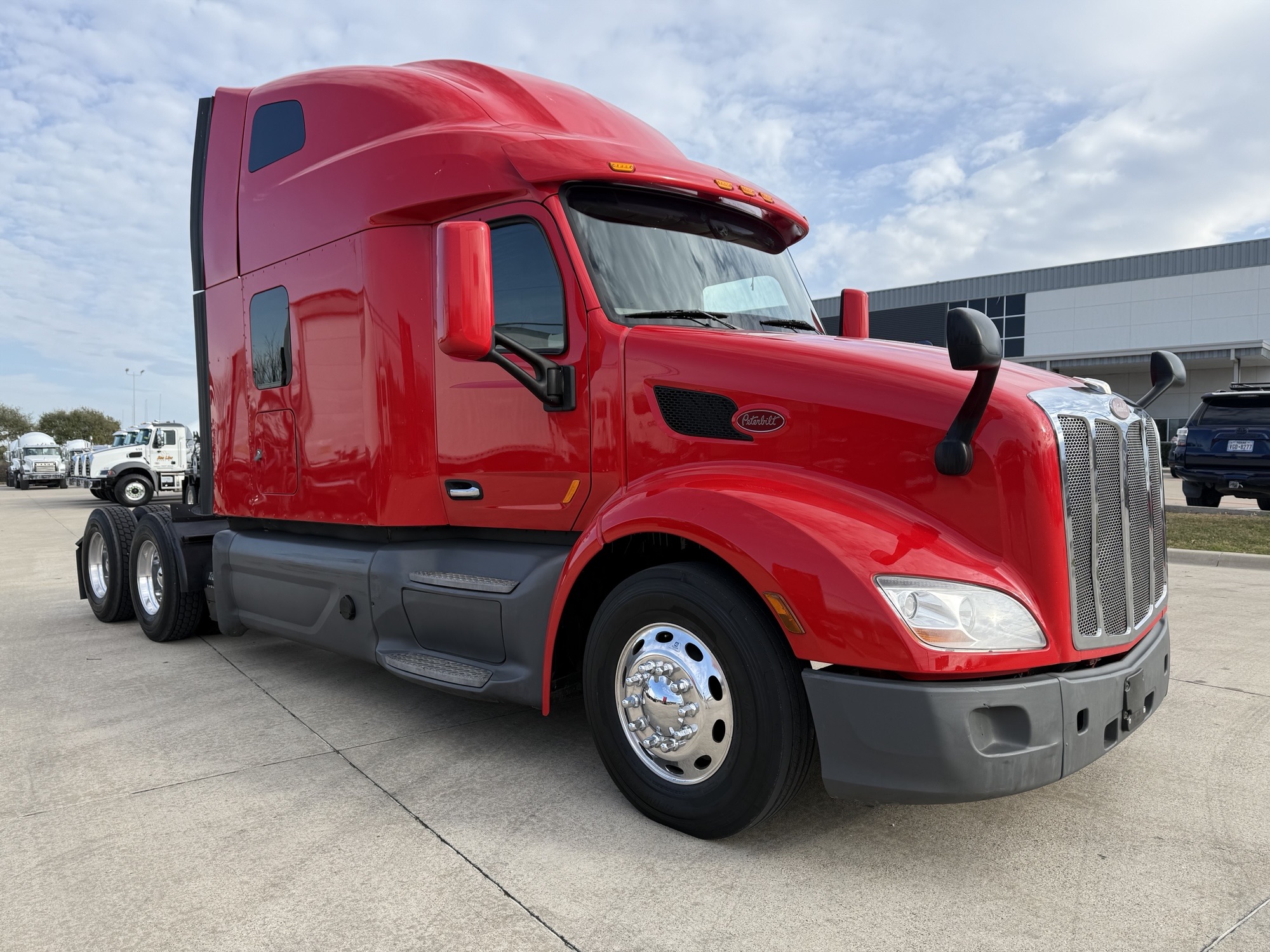2022 Peterbilt 579 - image 12