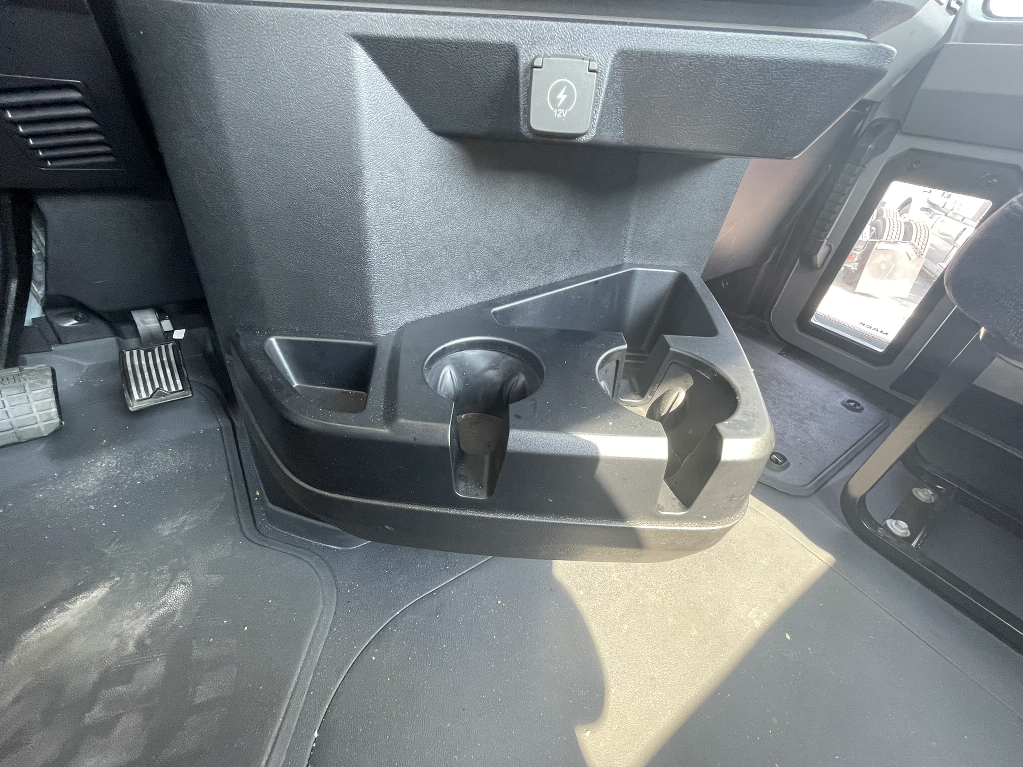 2026 Mack - image 15