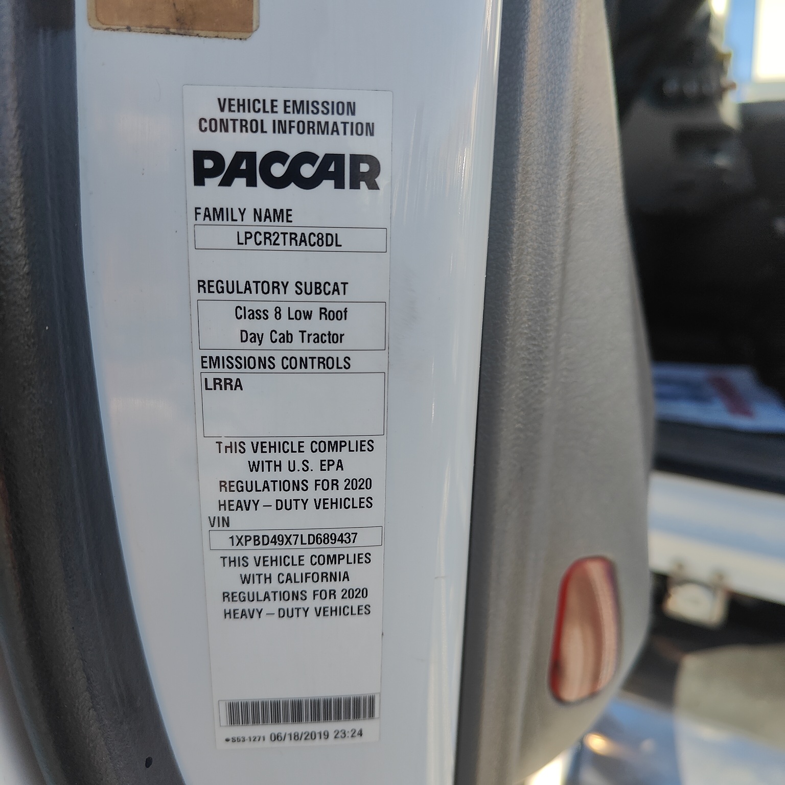 2020 Peterbilt 579 - image 20