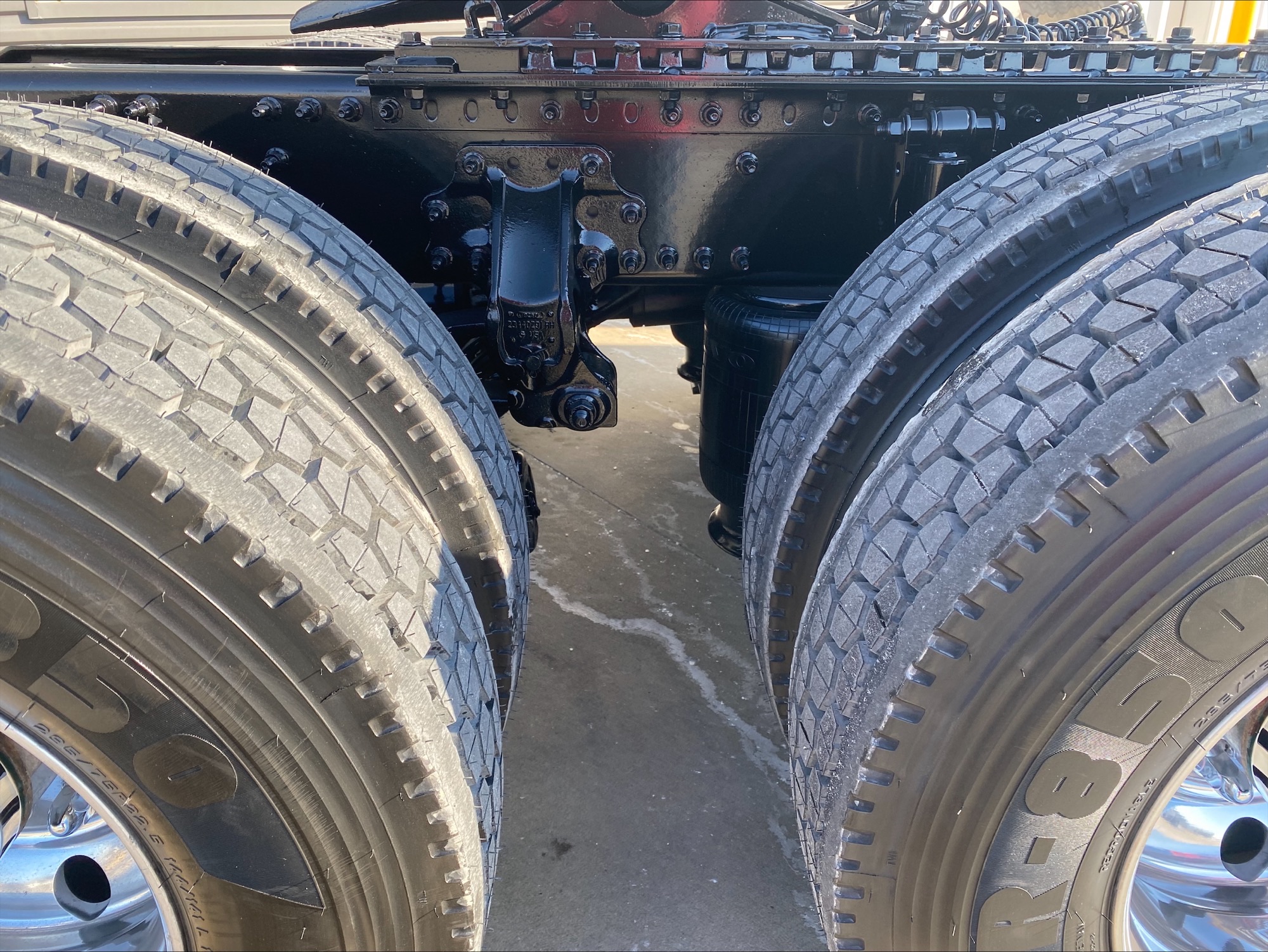 2021 Volvo - image 21