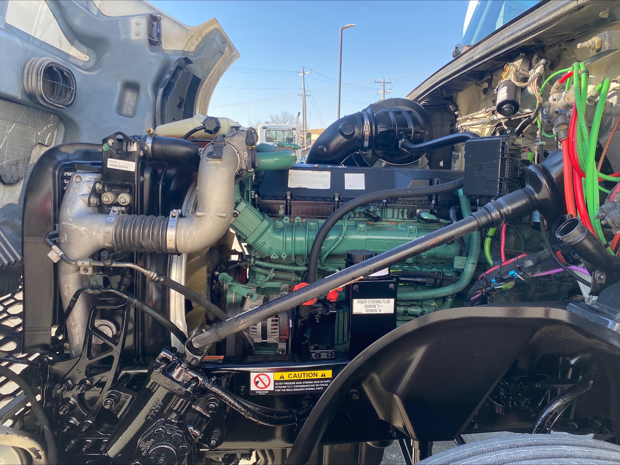 2021 Volvo - image 9