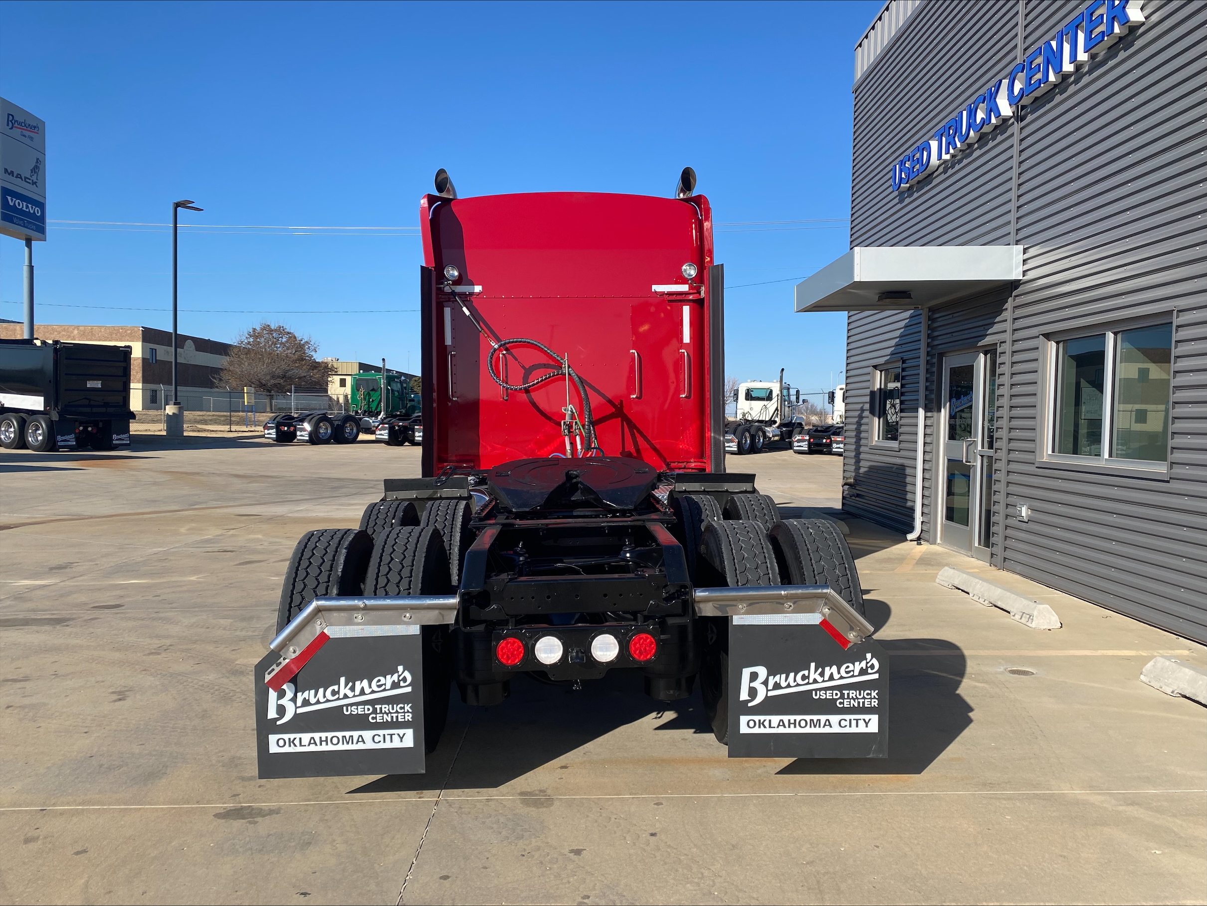 2021 Kenworth W900 - image 6