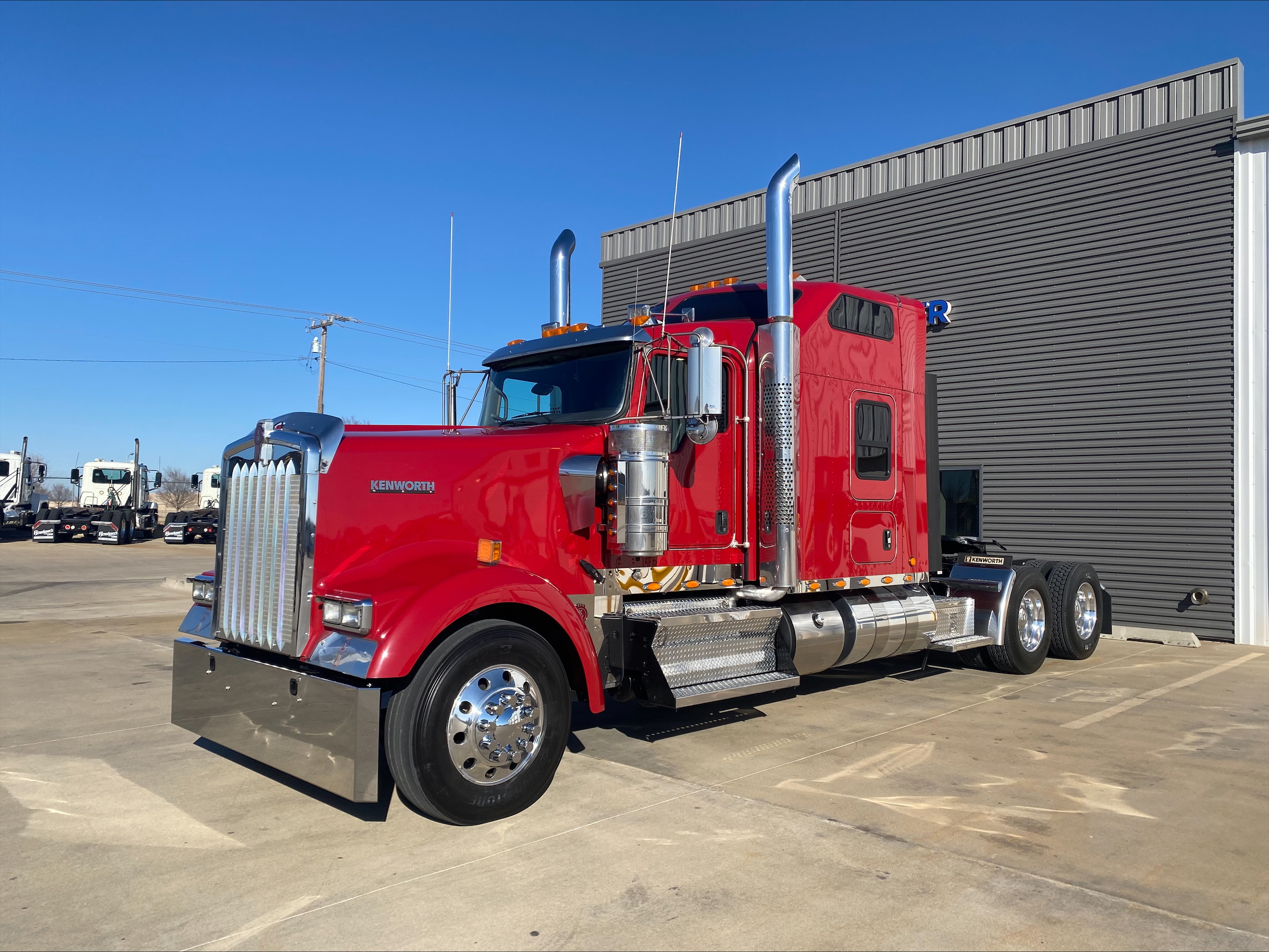 2021 Kenworth W900 - image 1
