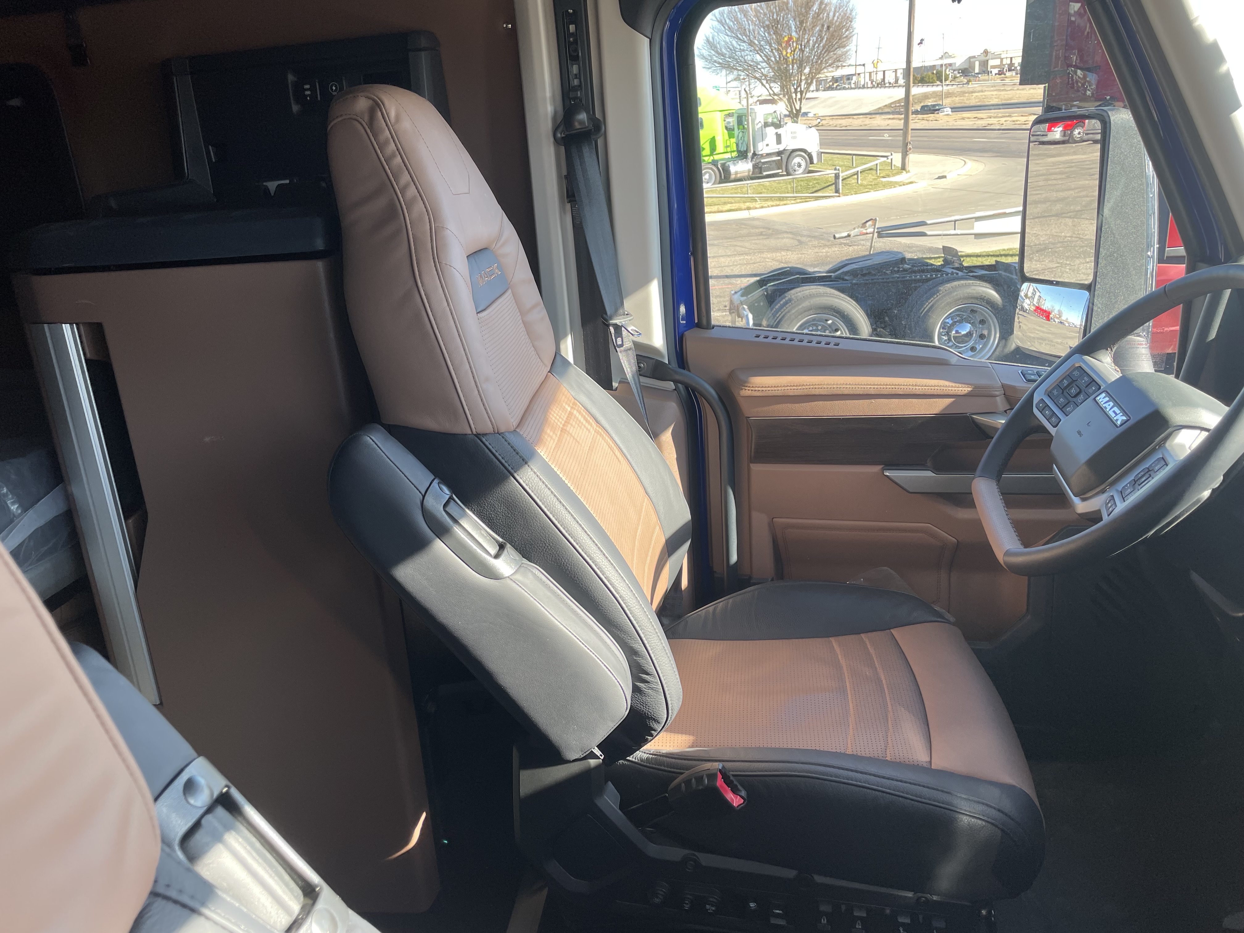 2026 Mack - image 15