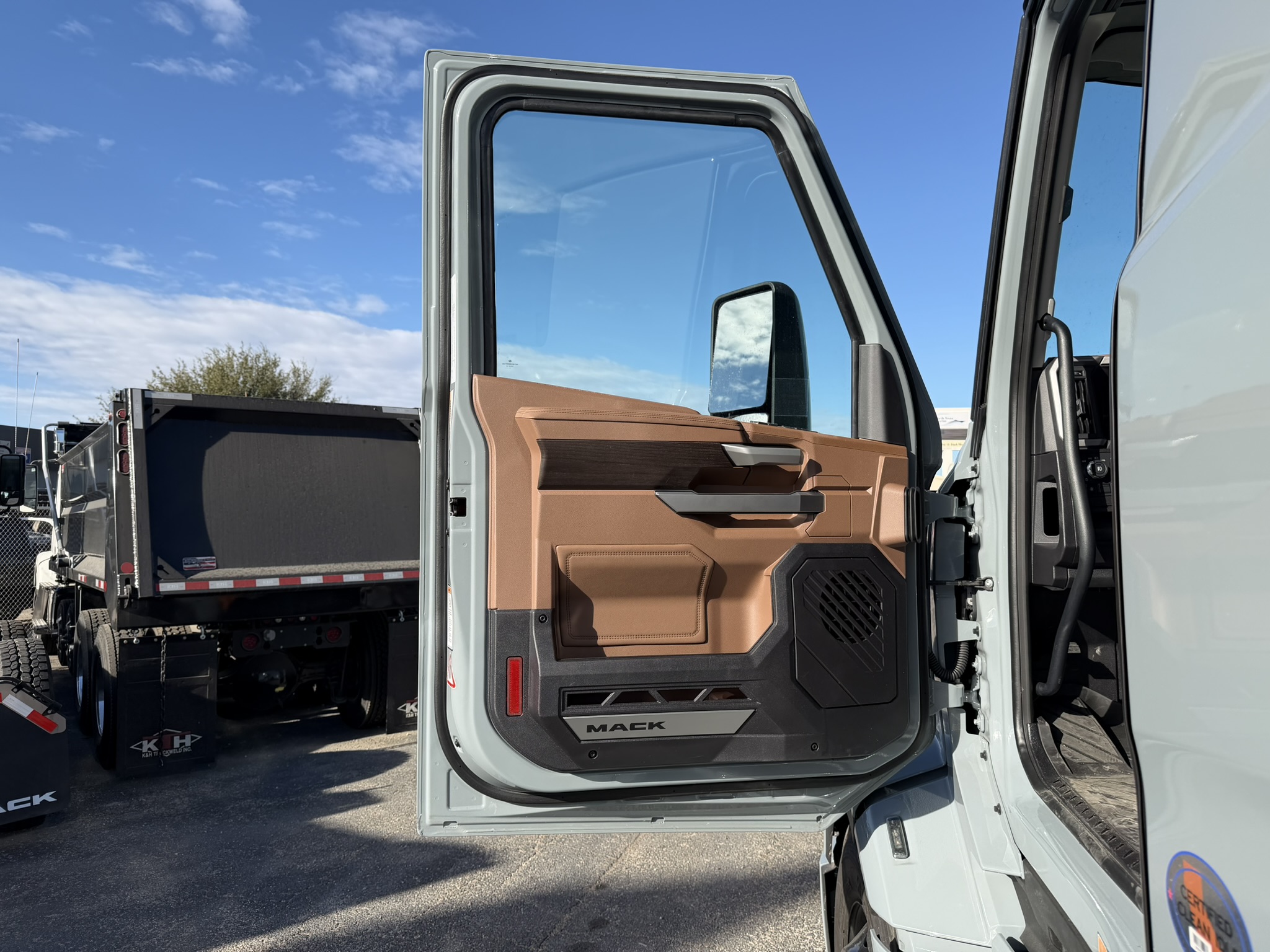 2026 Mack - image 14