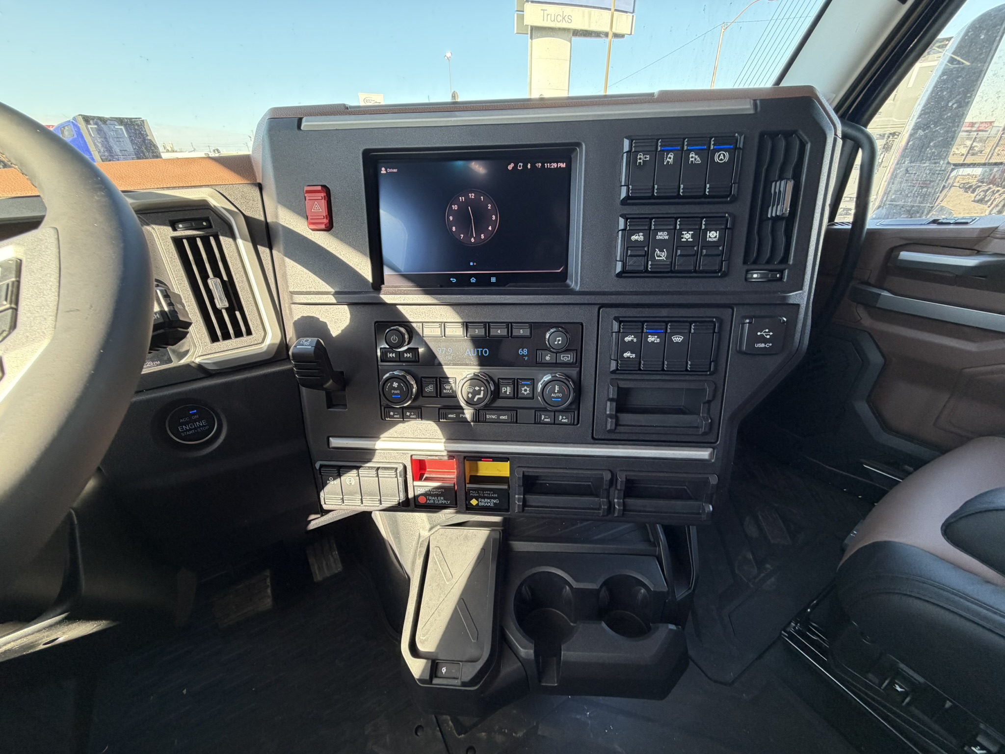 2026 Mack - image 15