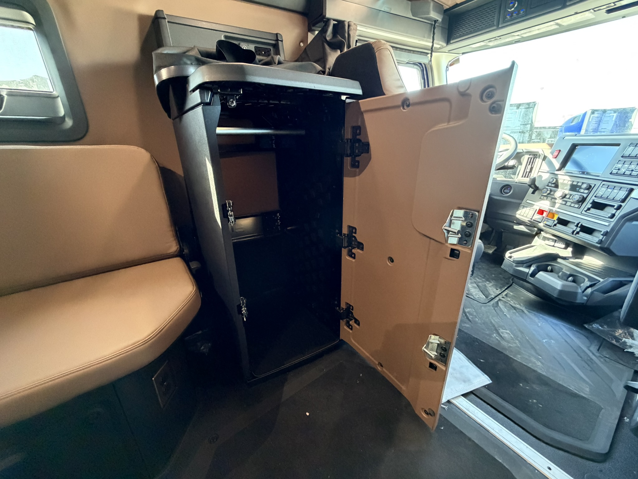 2026 Mack - image 24