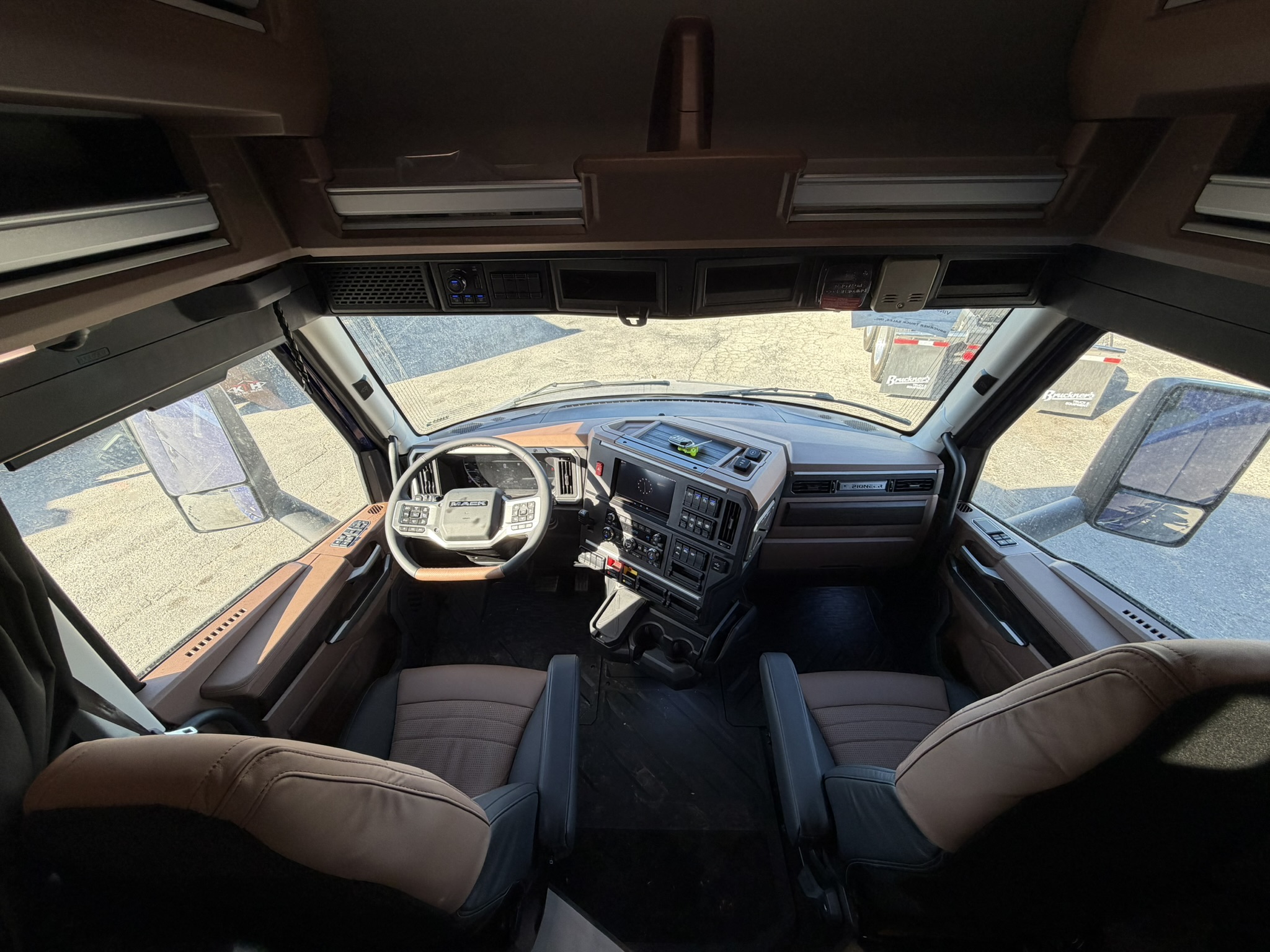 2026 Mack - image 12