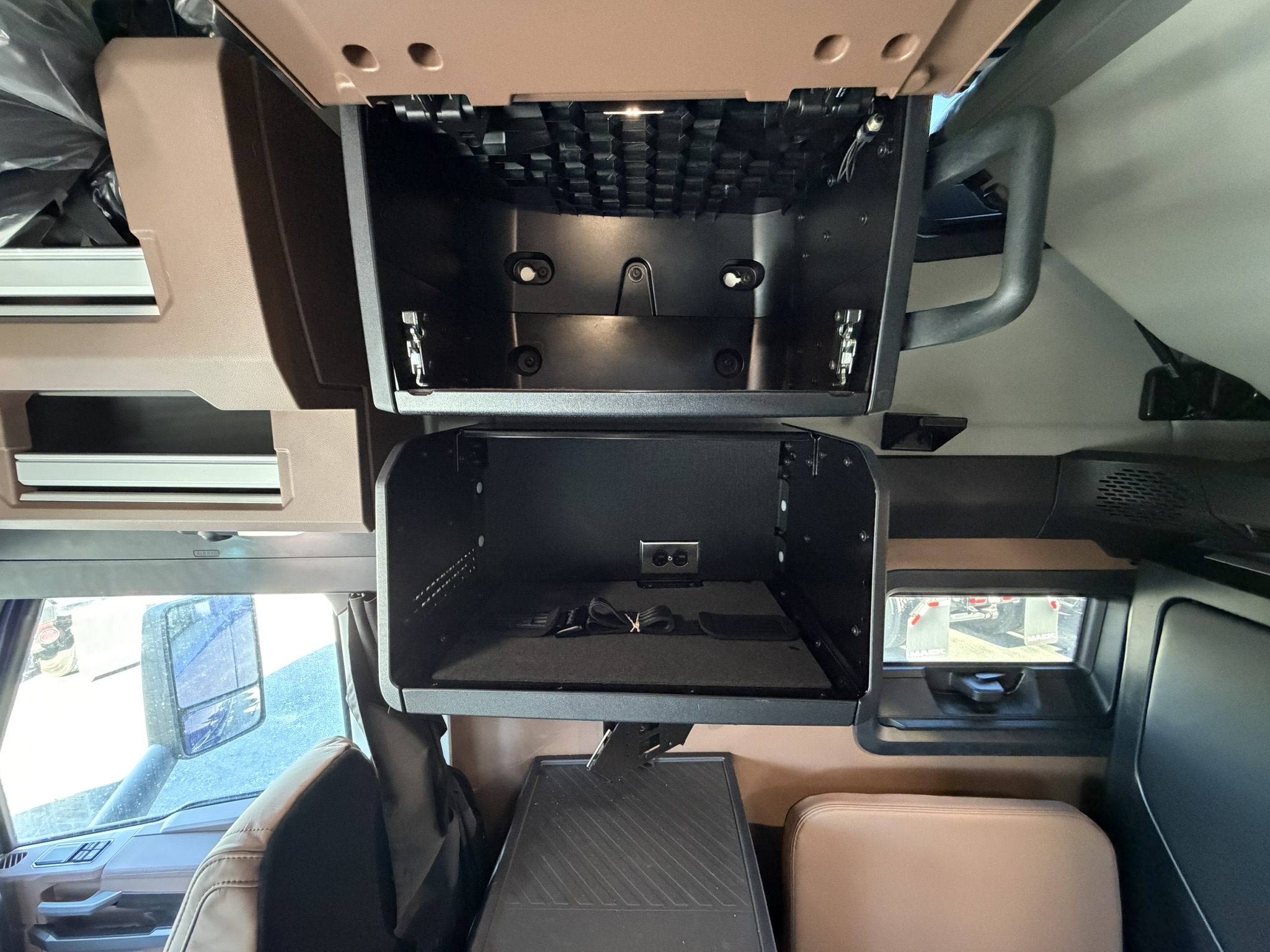 2026 Mack - image 20