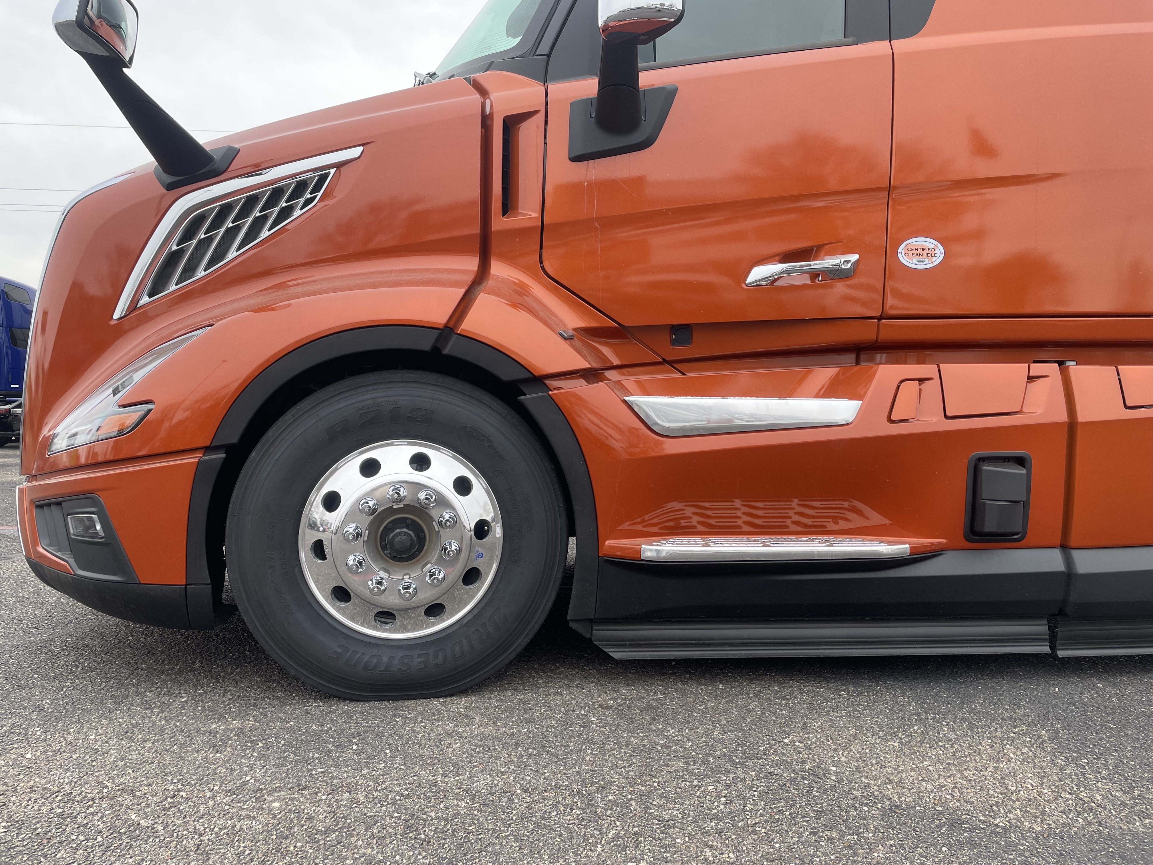 2026 Volvo - image 4