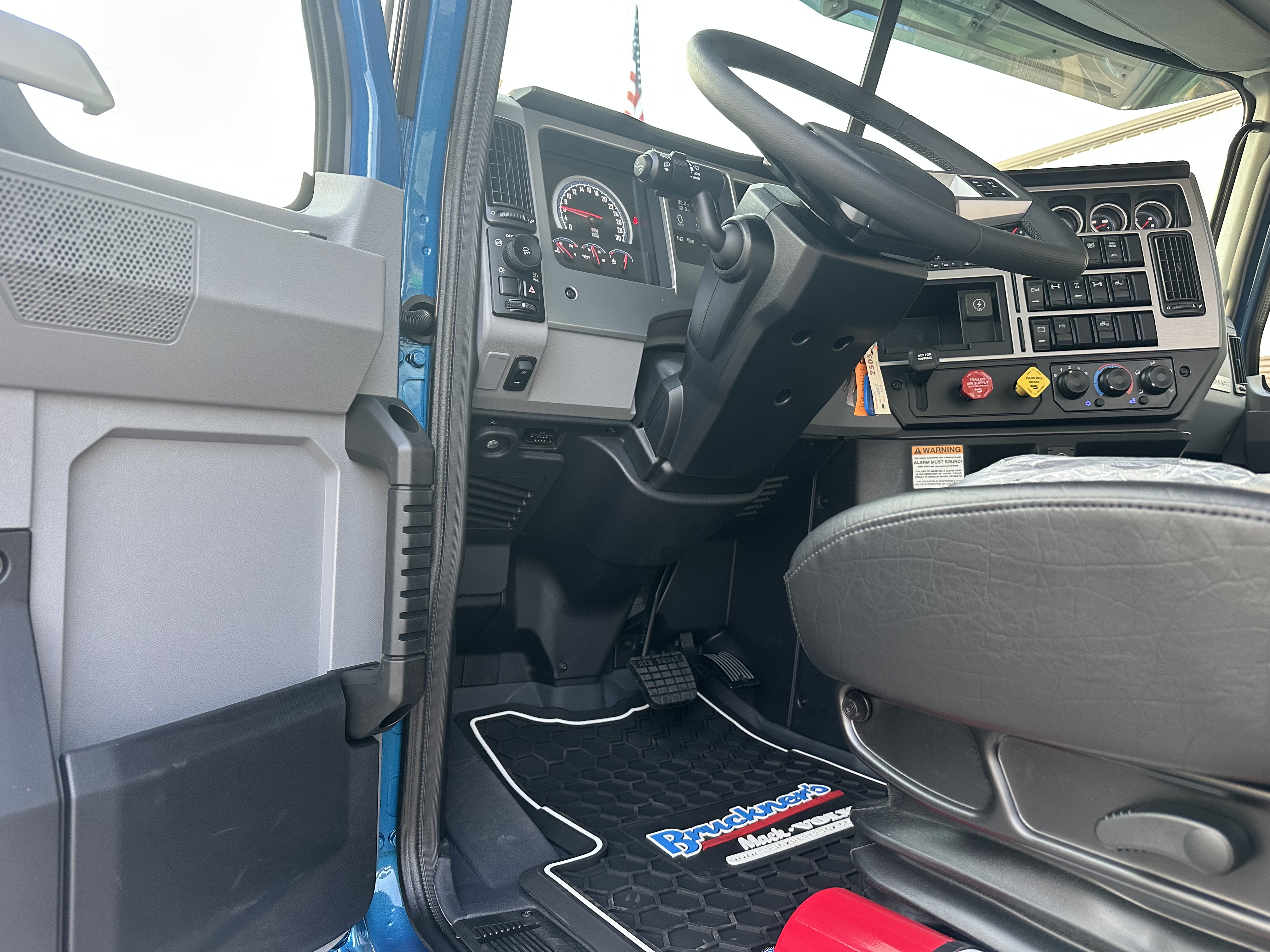 2026 Mack - image 10