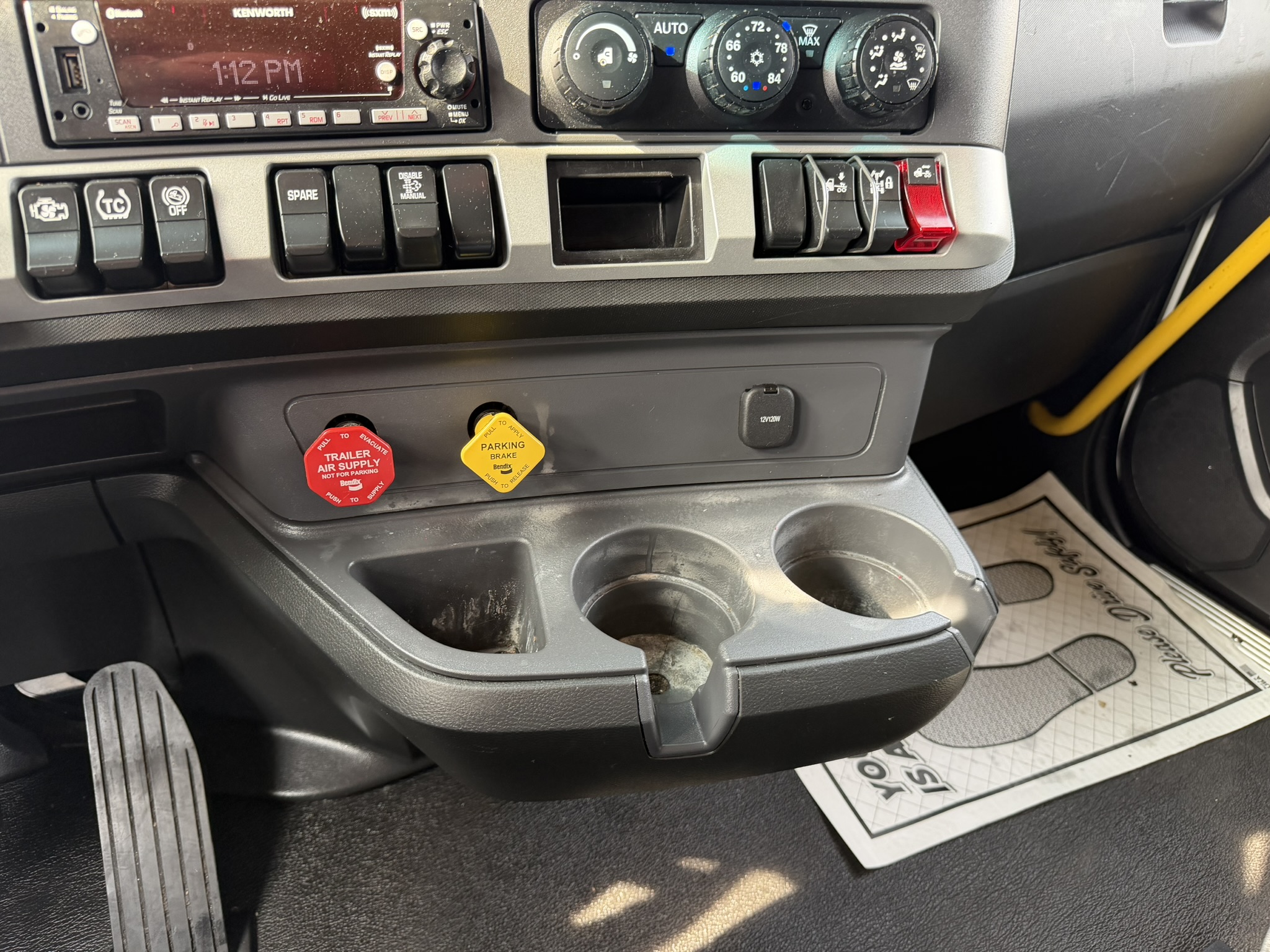 2024 Kenworth T680 - image 30