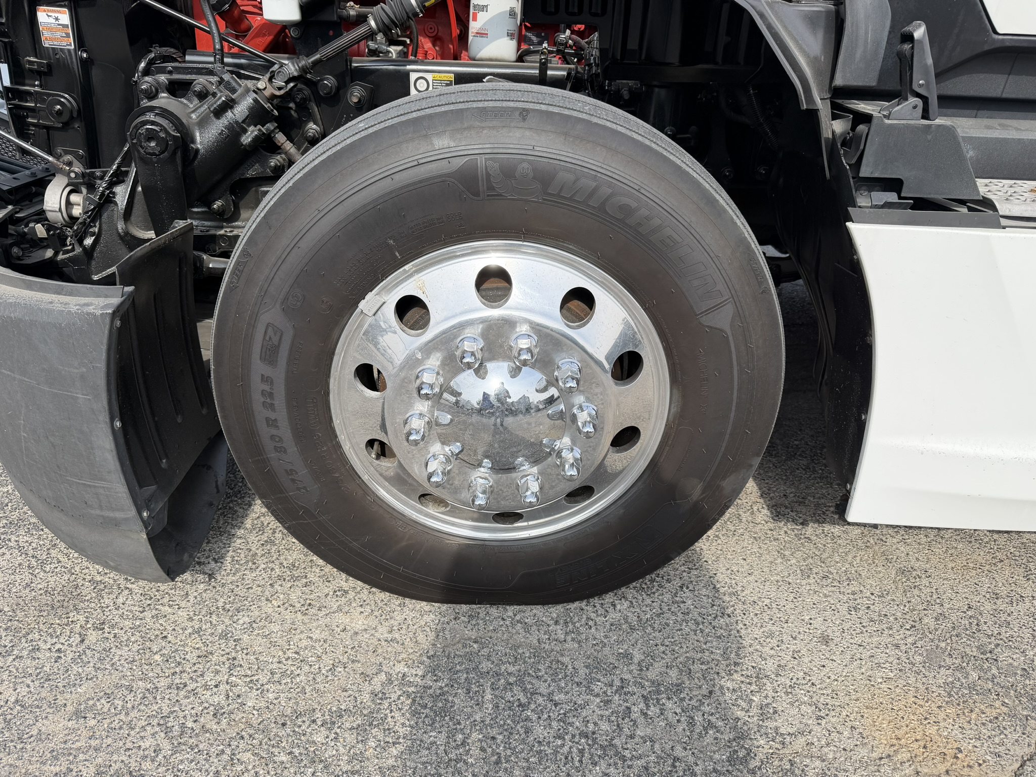 2024 Kenworth T680 - image 17