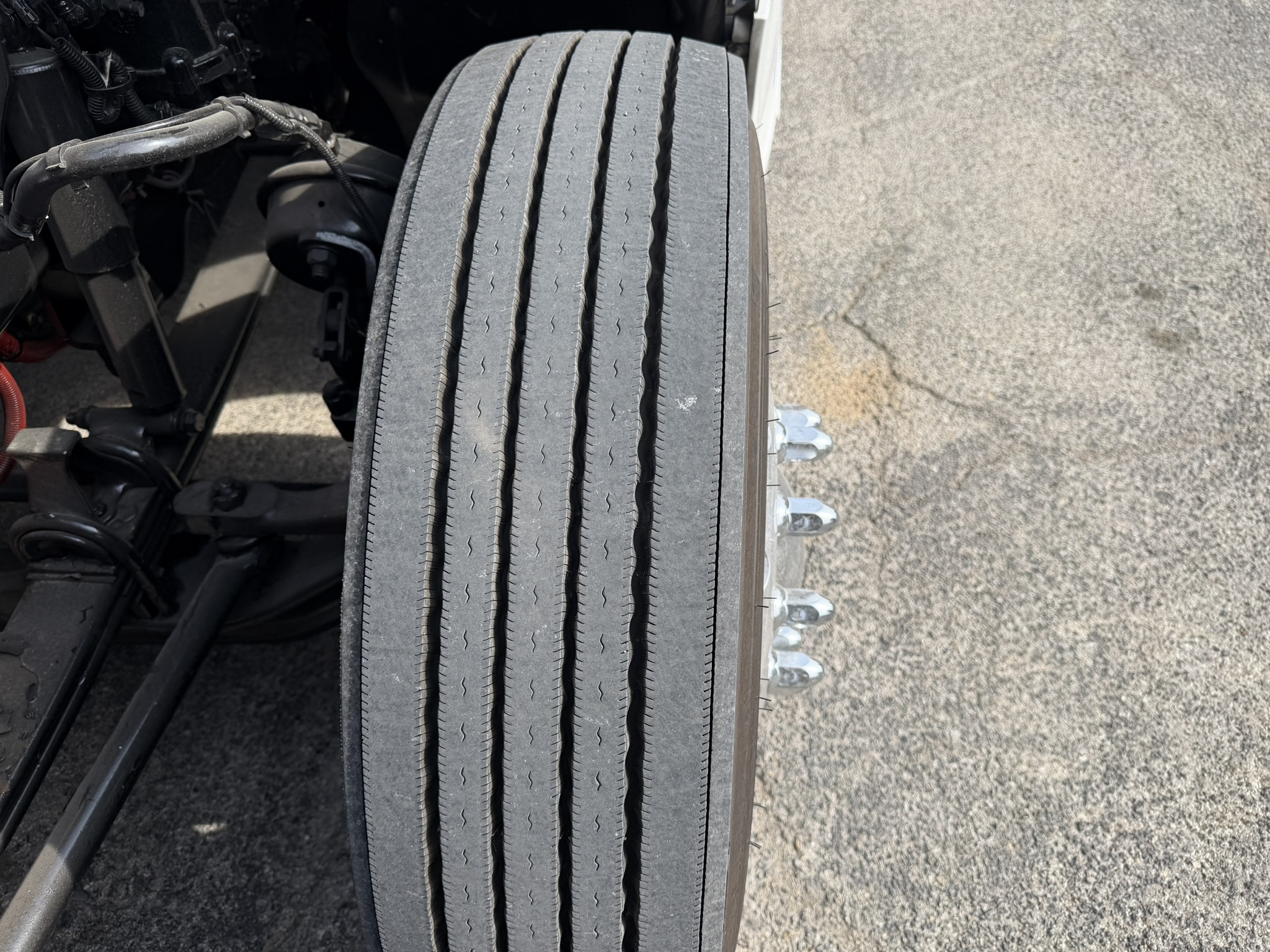 2024 Kenworth T680 - image 18