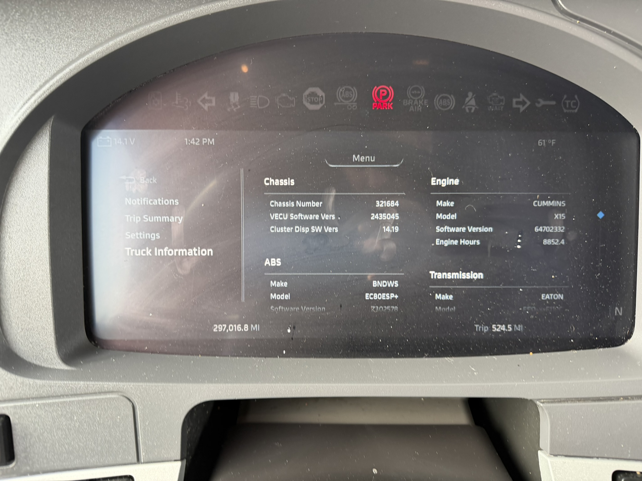 2024 Kenworth T680 - image 27