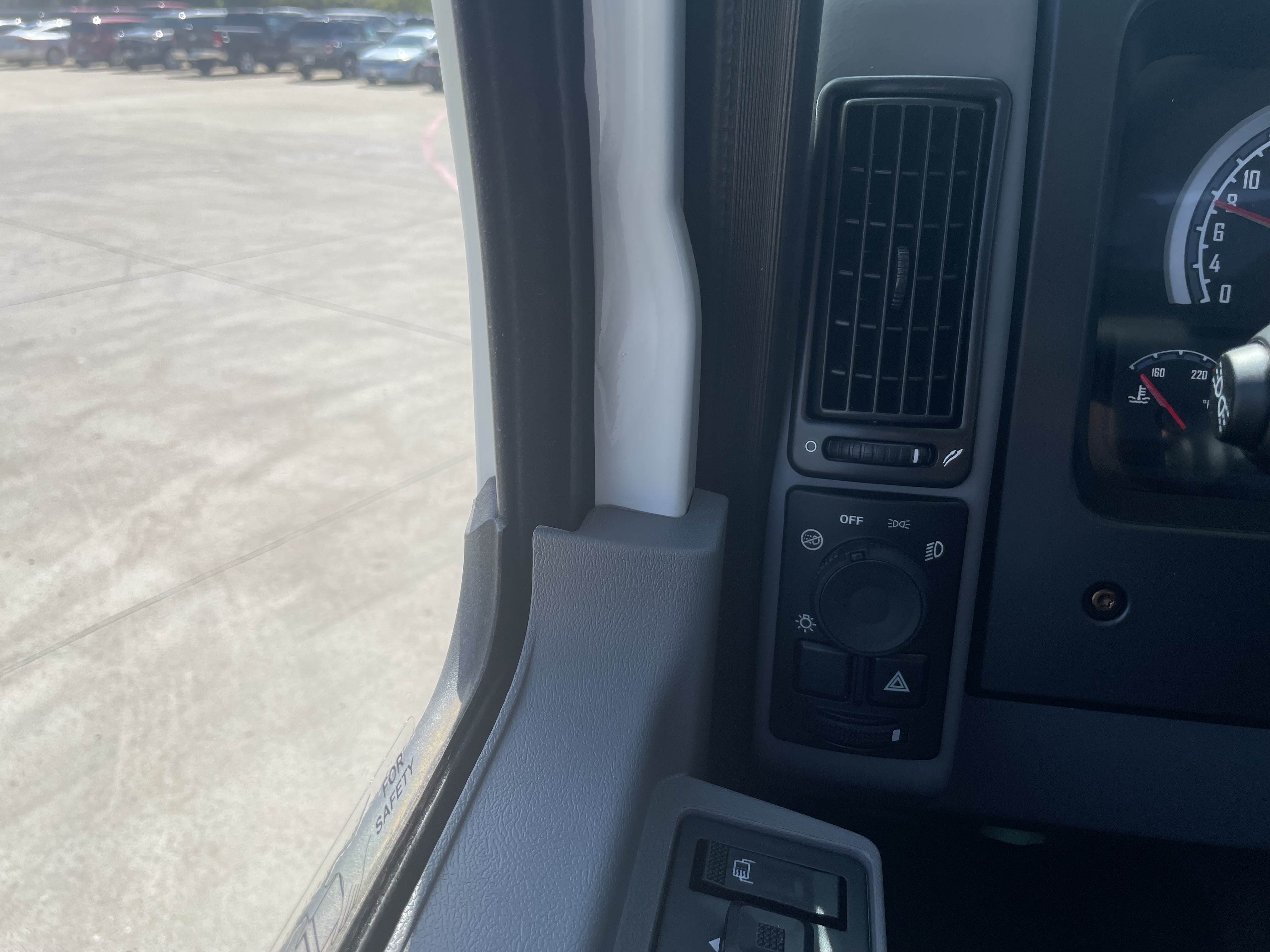 2025 Mack - image 27