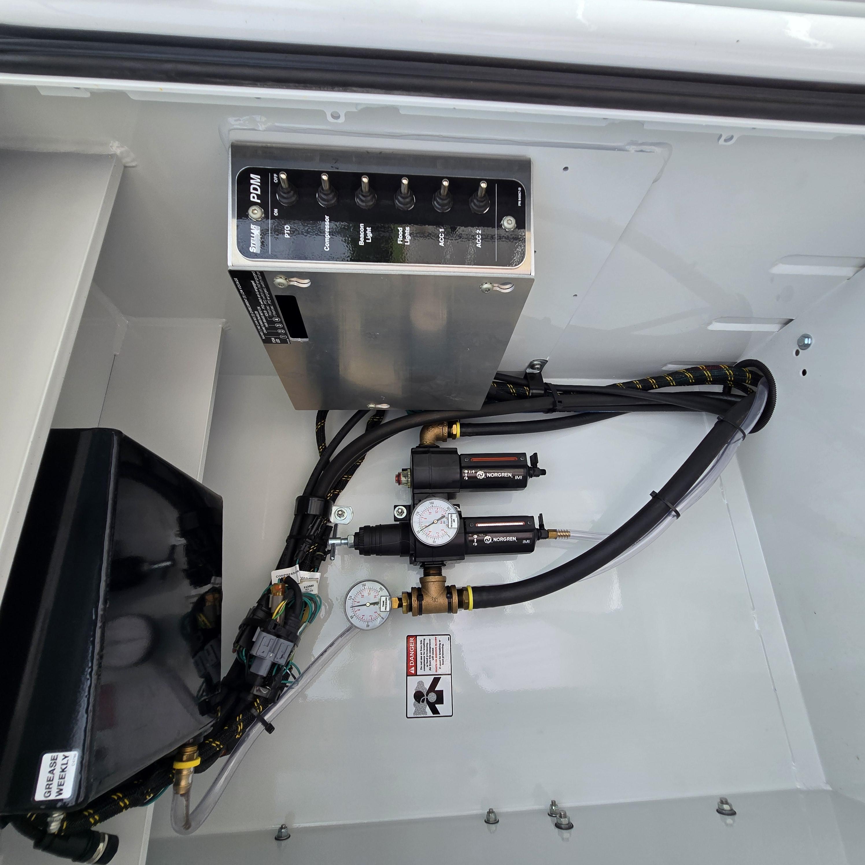 2025 Mack - image 18