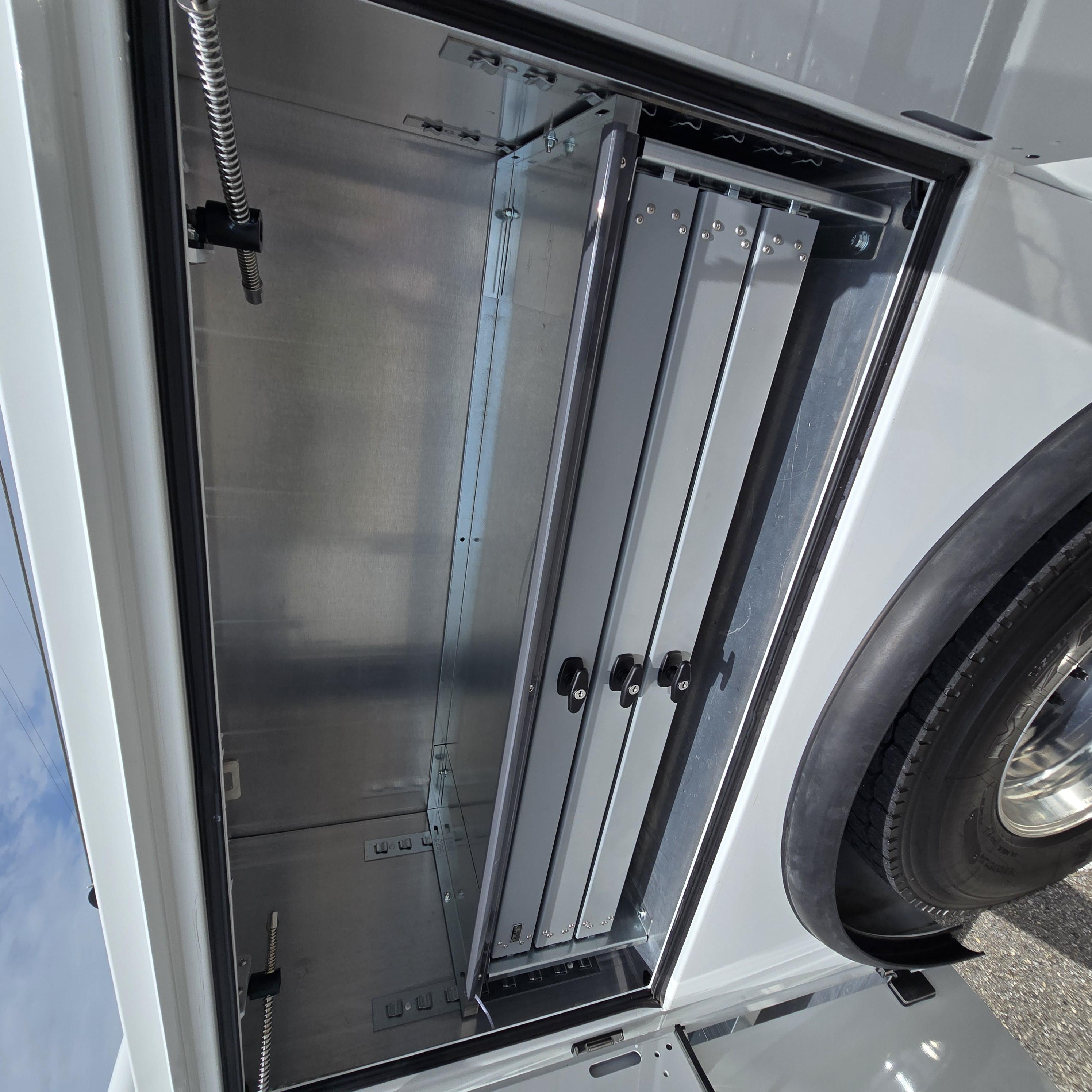 2025 Mack - image 10