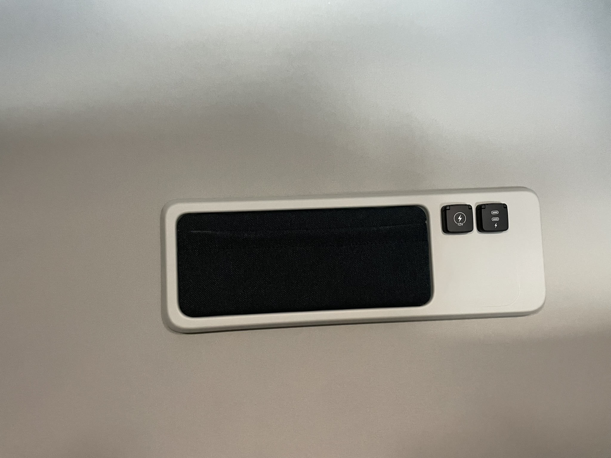 2026 Volvo - image 20