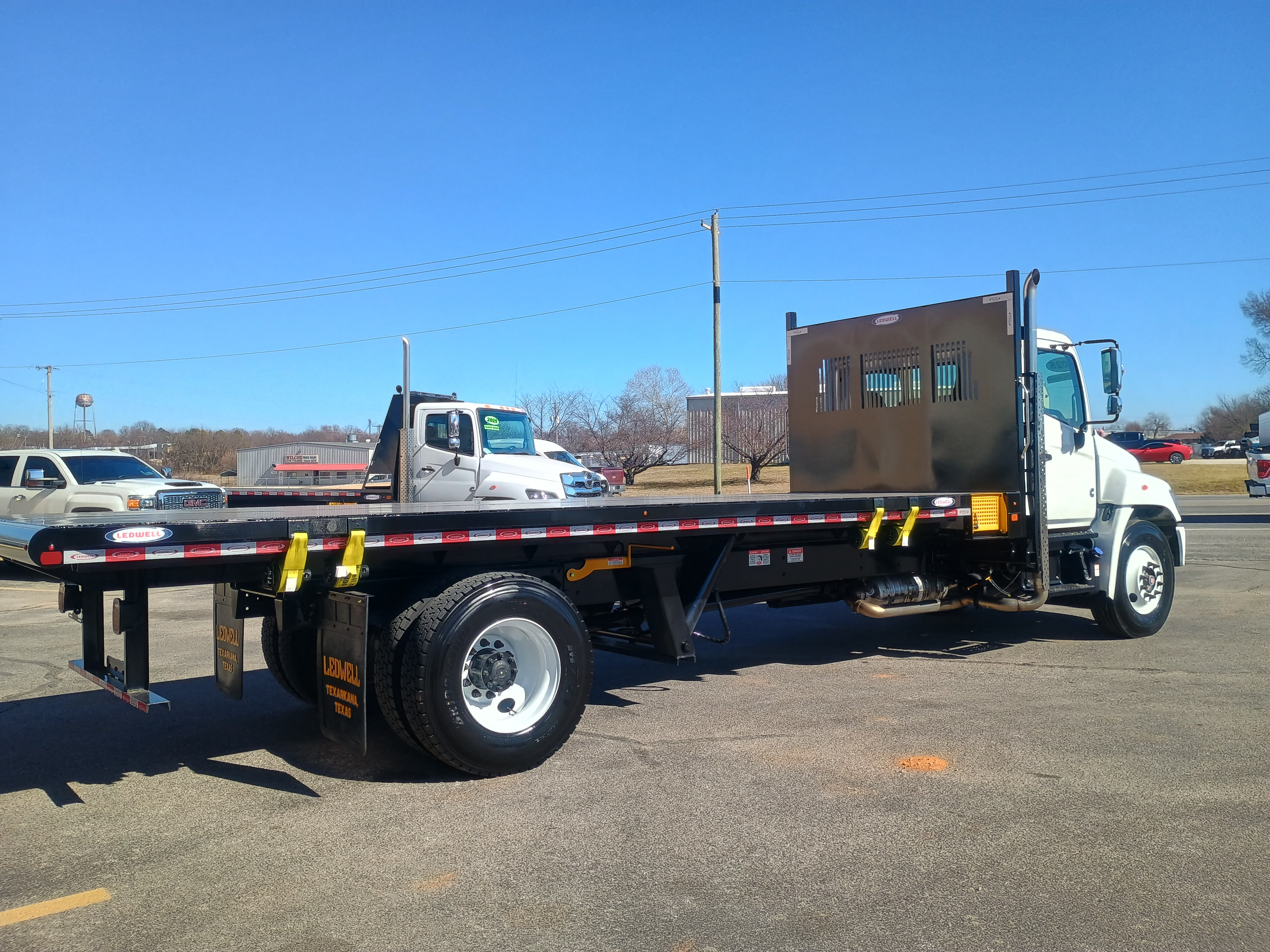 2025 Hino L7 - image 5