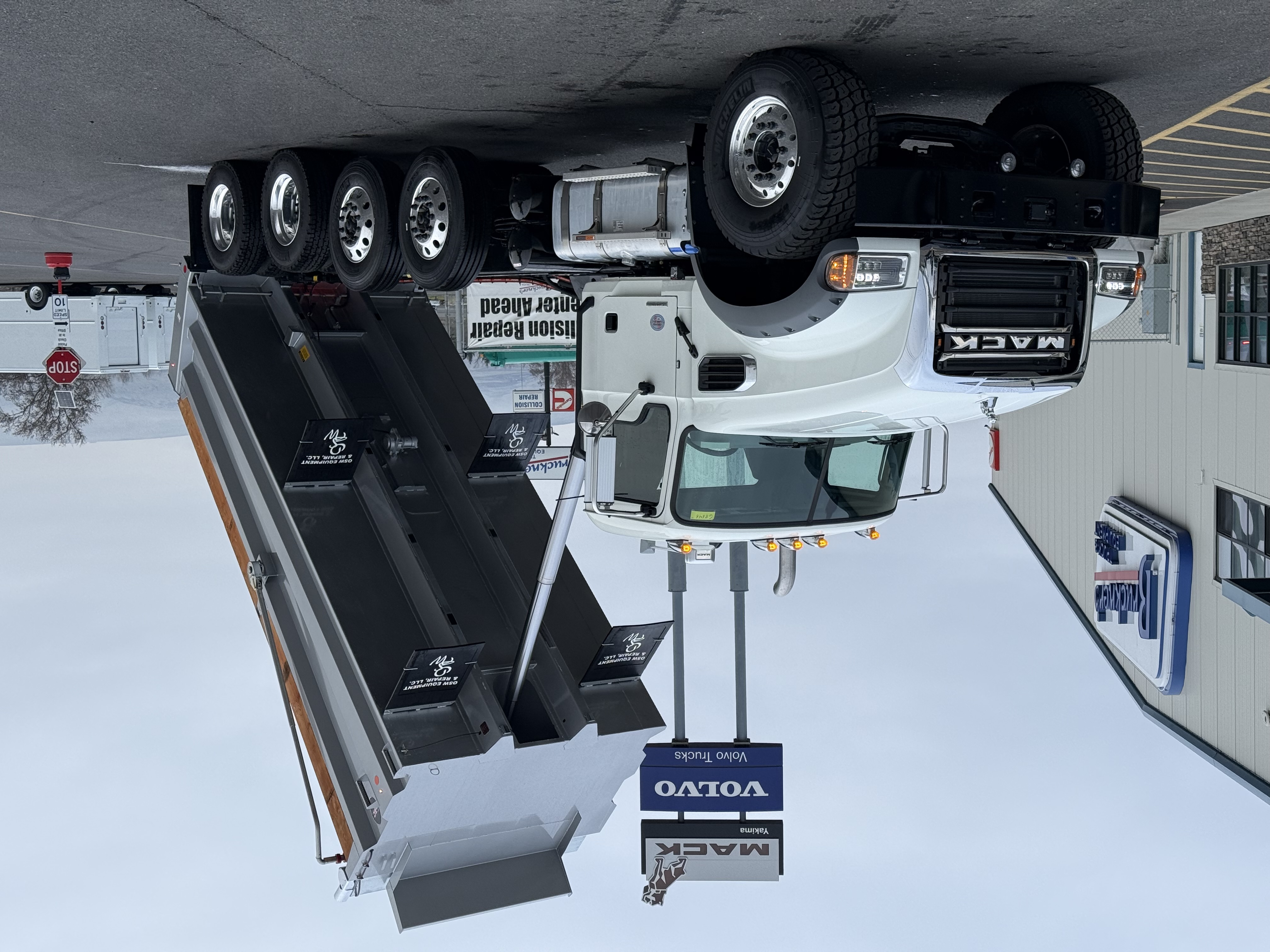 2025 Mack - image 13