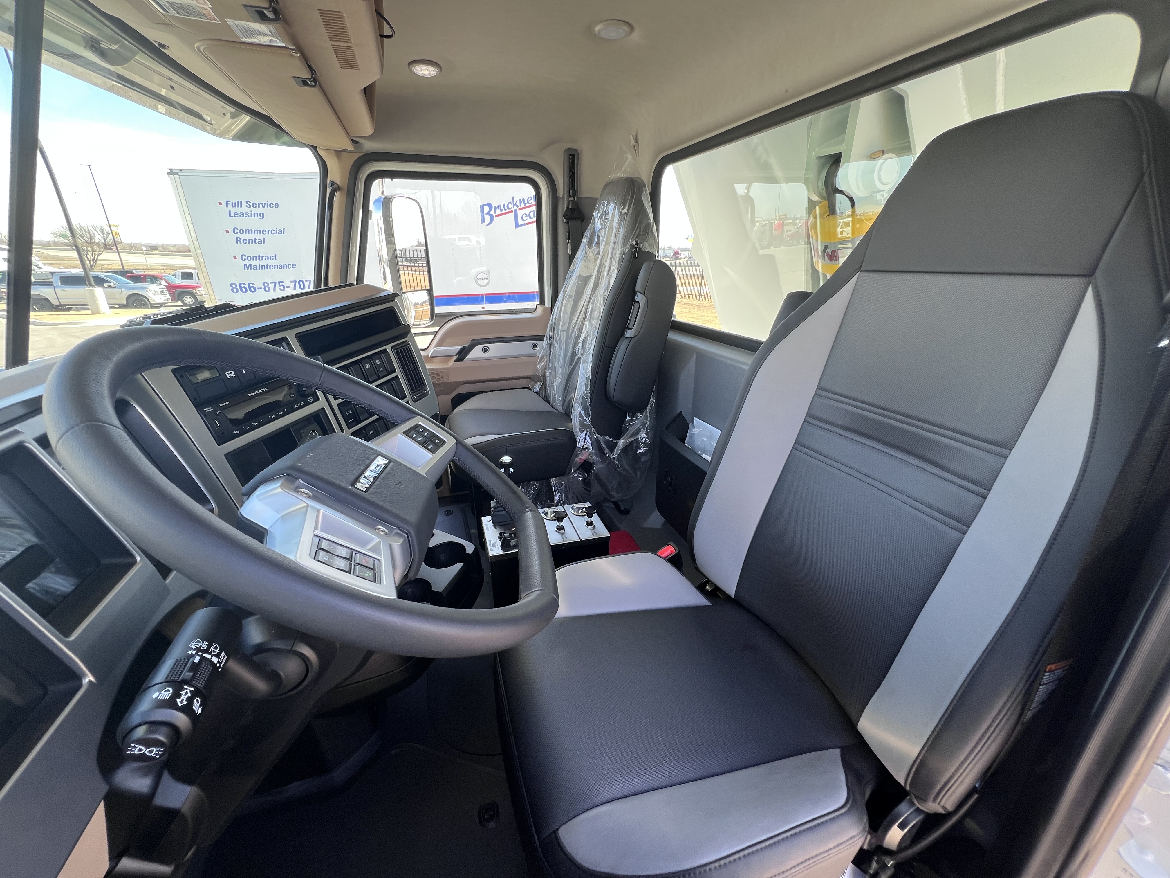 2026 Mack Granite - image 12