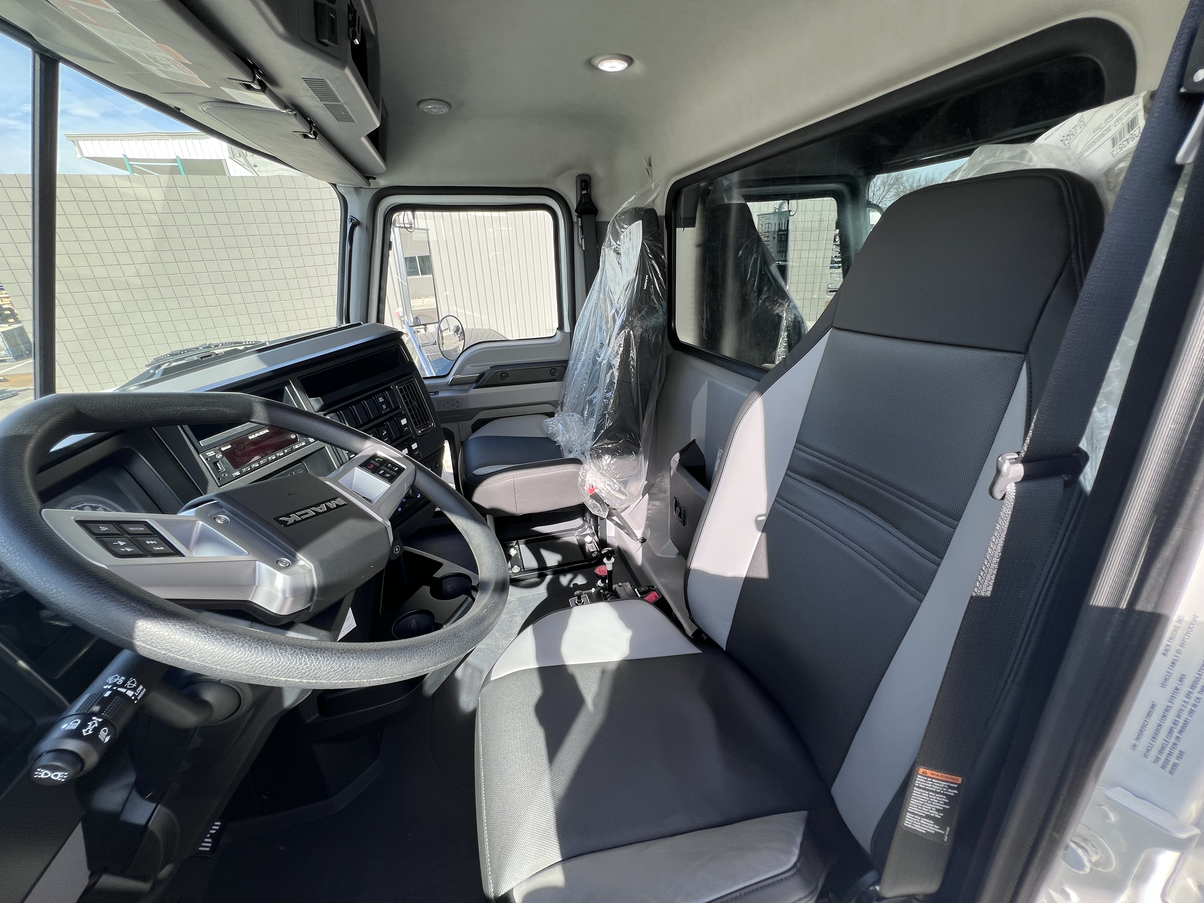 2026 Mack Granite - image 14