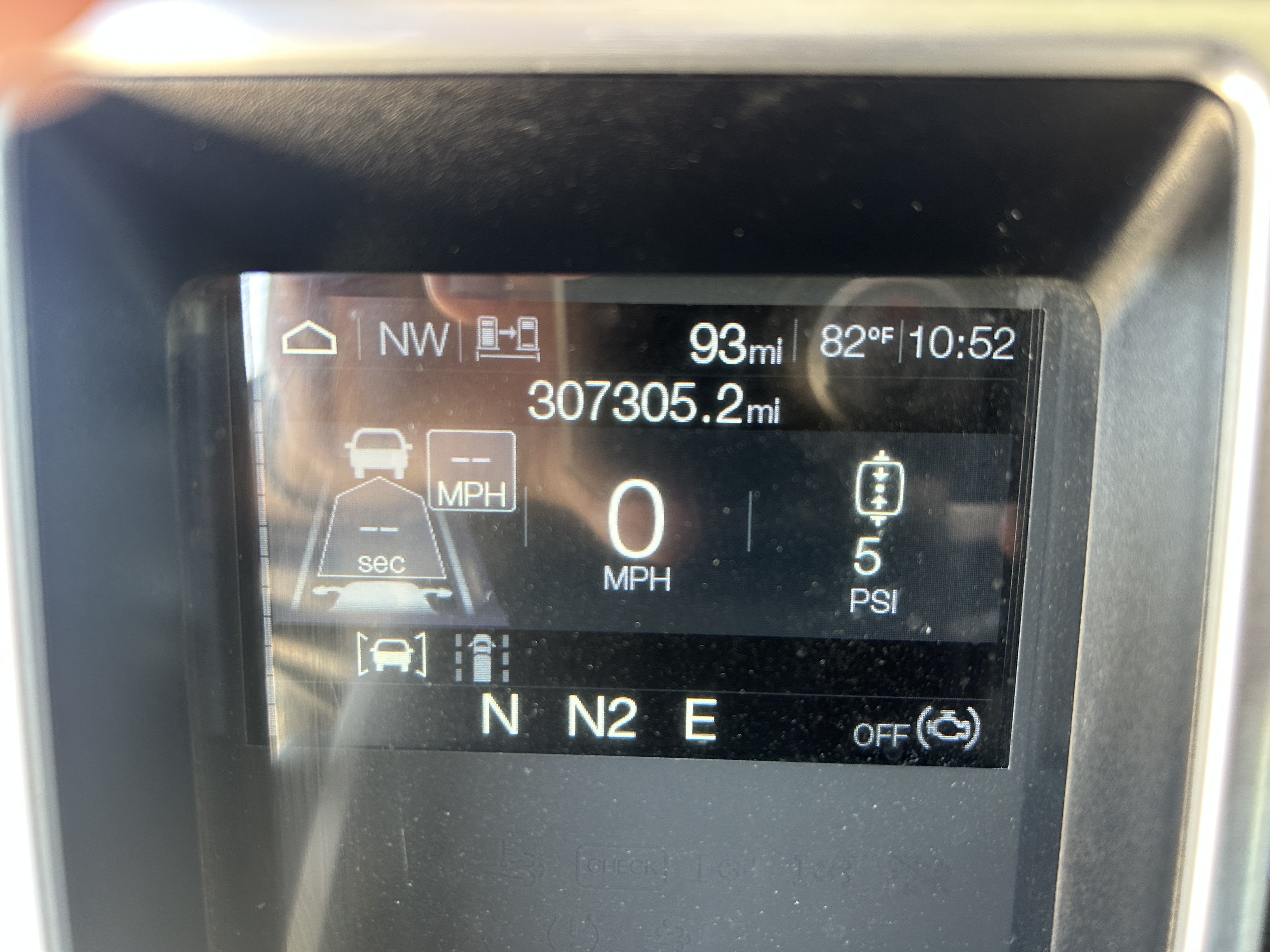 2020 Mack - image 12