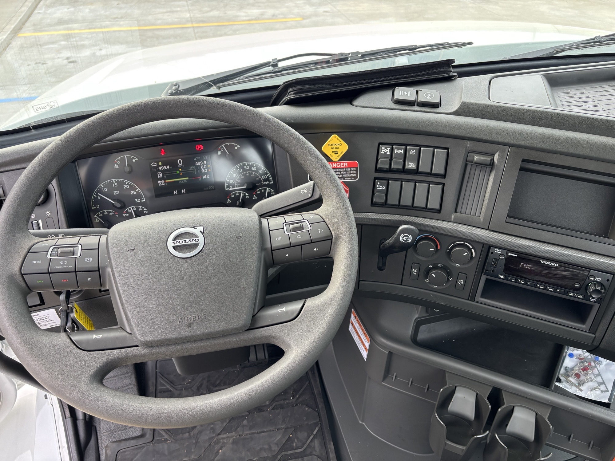 2026 Volvo - image 16