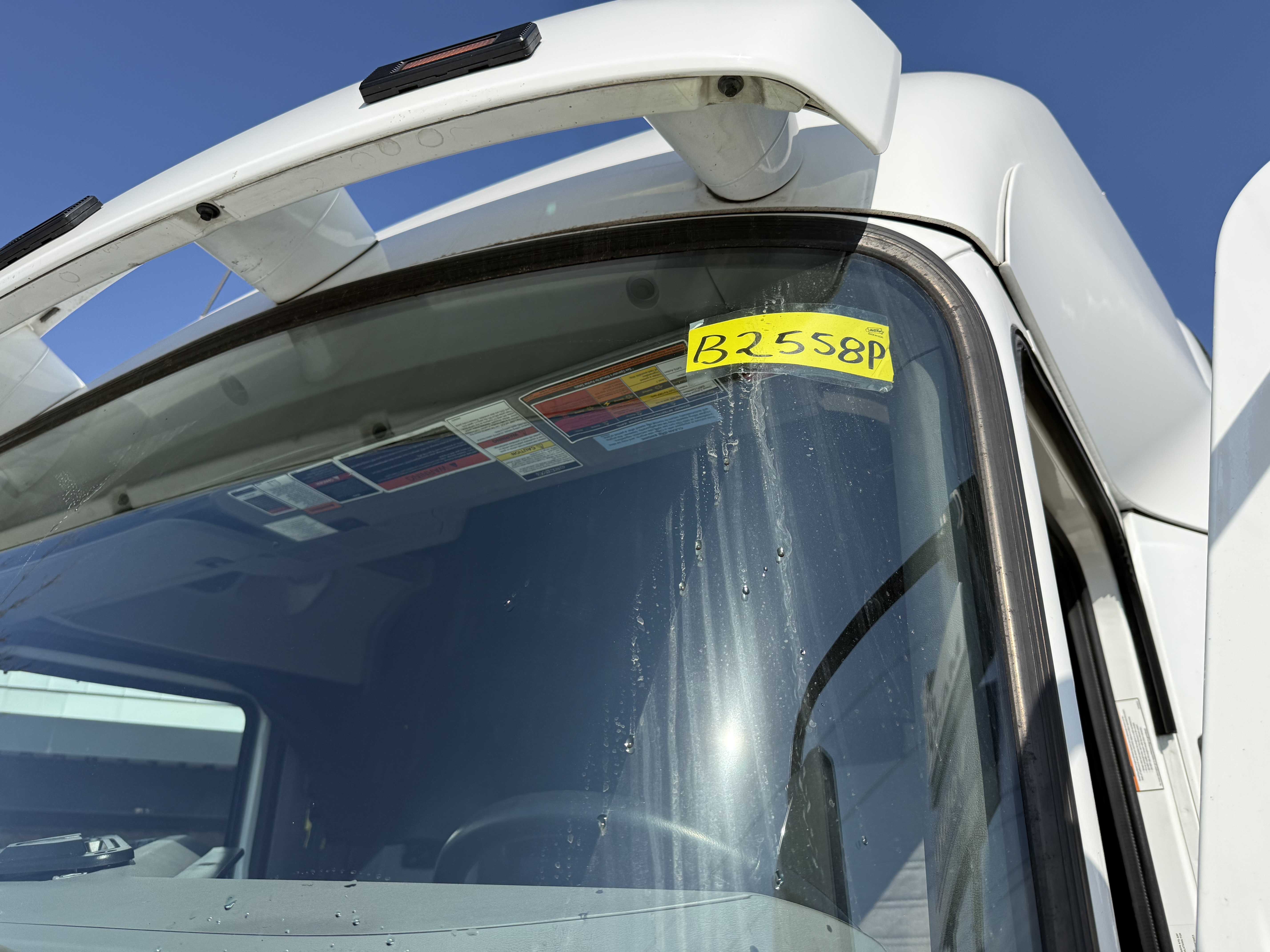 2022 Mack - image 28