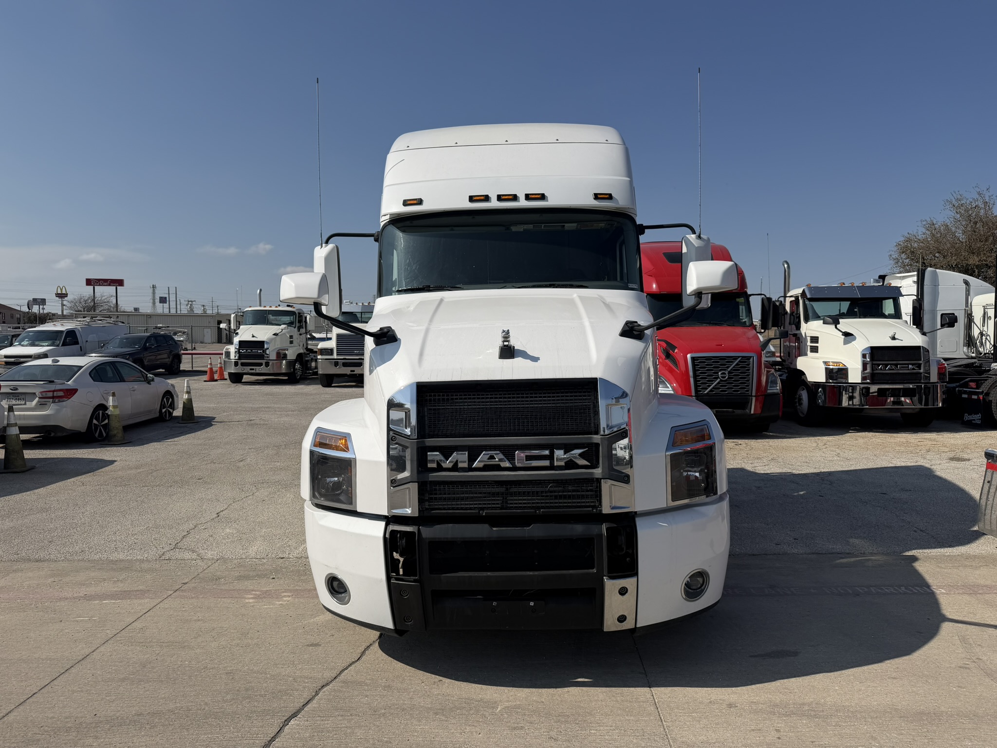 2022 Mack - image 2