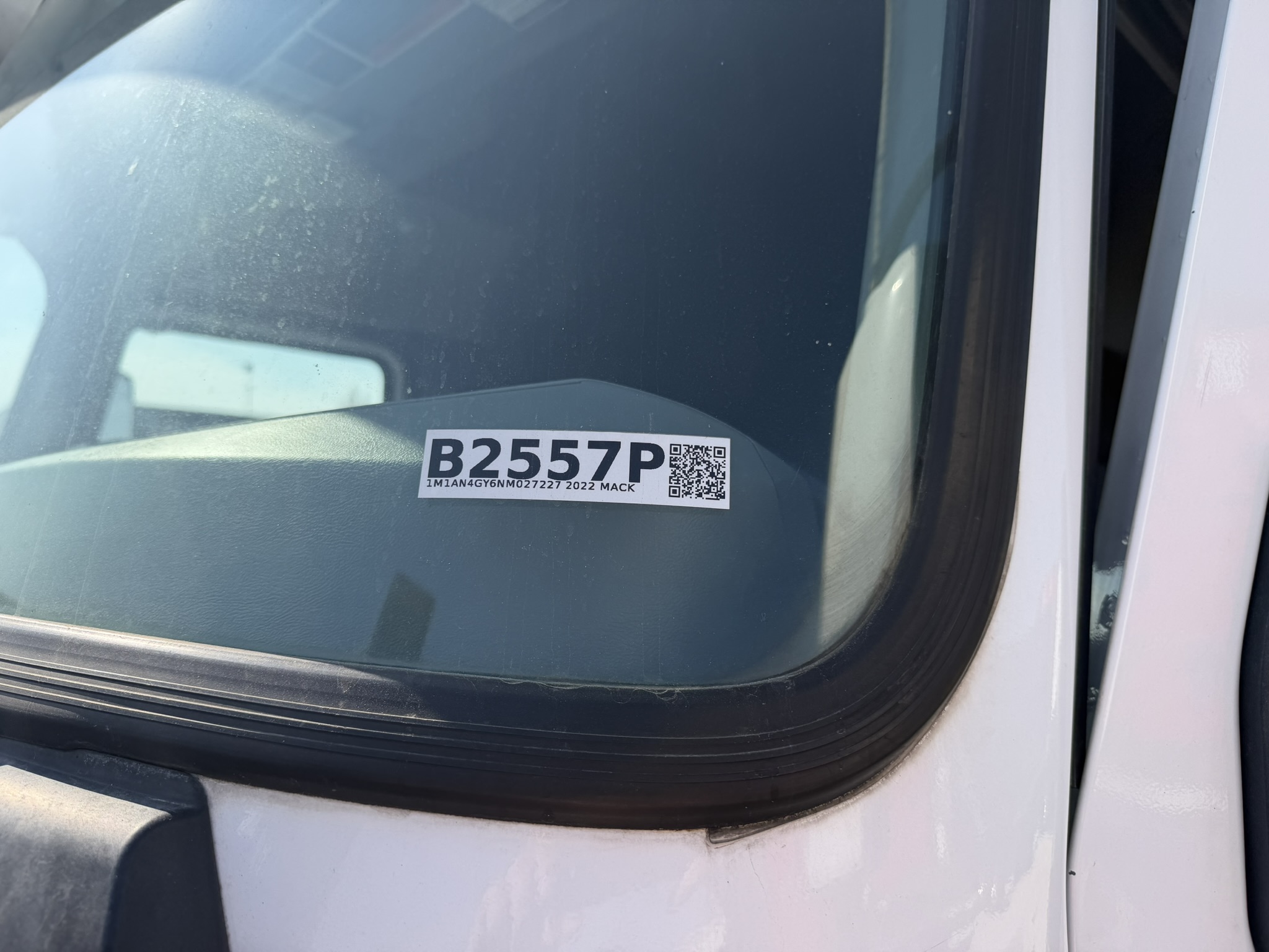 2022 Mack - image 34
