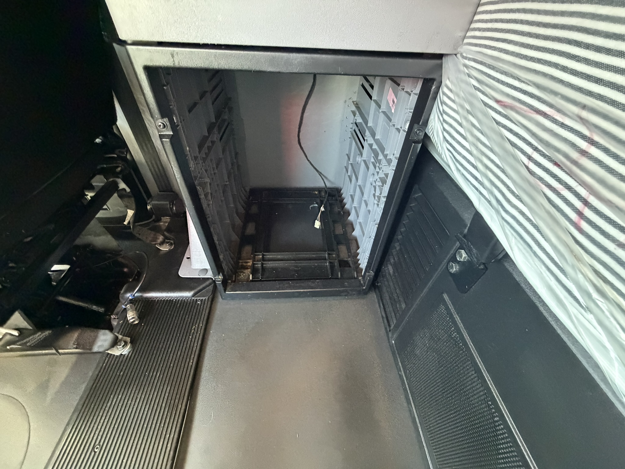 2022 Mack - image 31