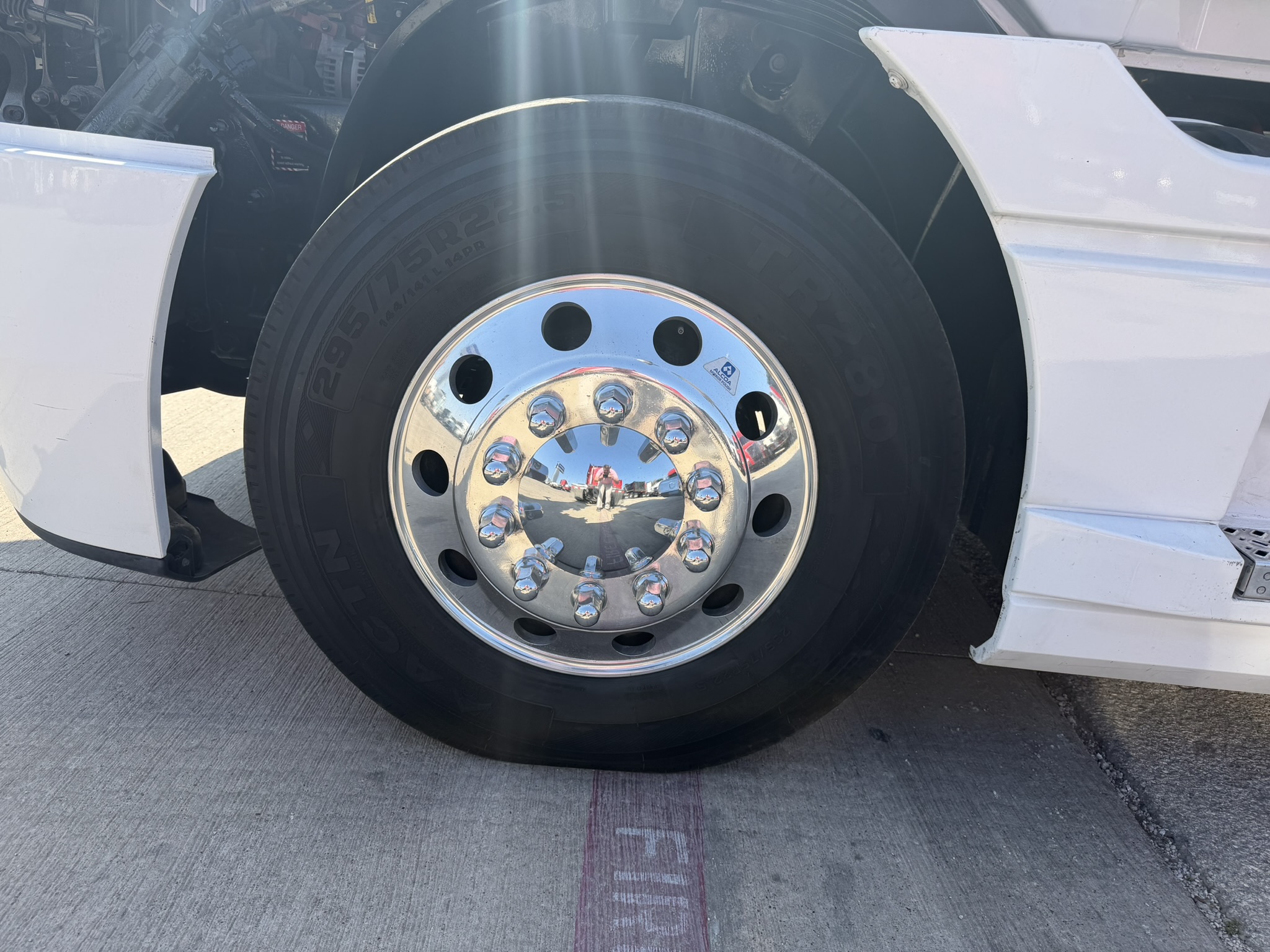 2022 Mack - image 17