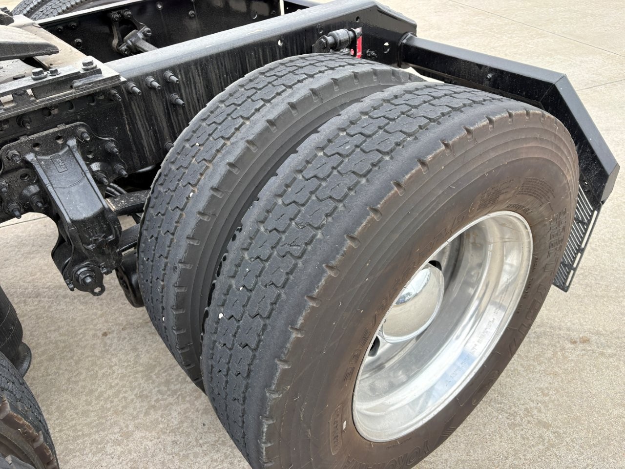 2020 Volvo - image 14