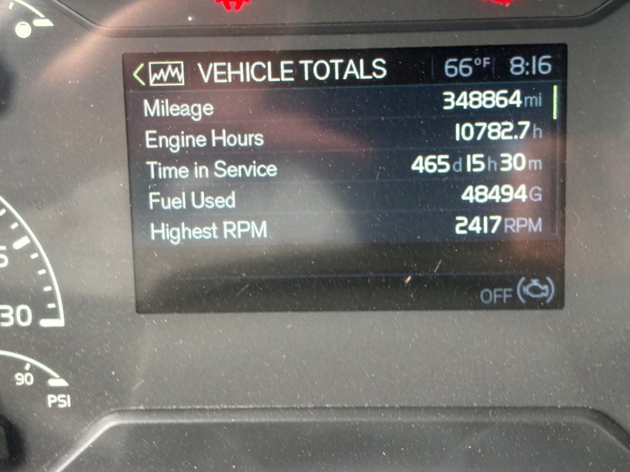 2020 Volvo - image 25