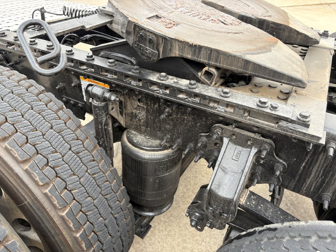 2020 Volvo - image 16