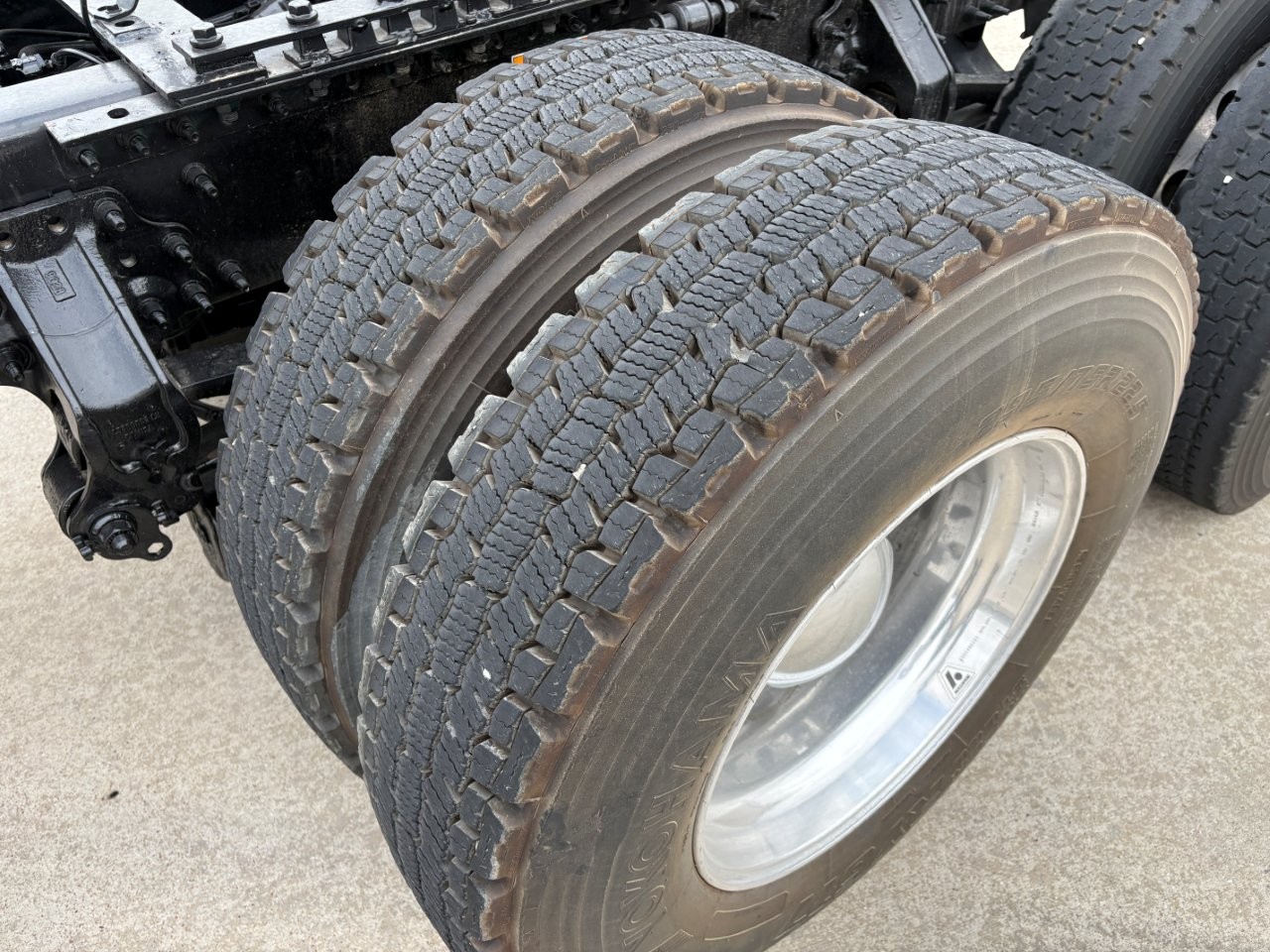 2020 Volvo - image 15