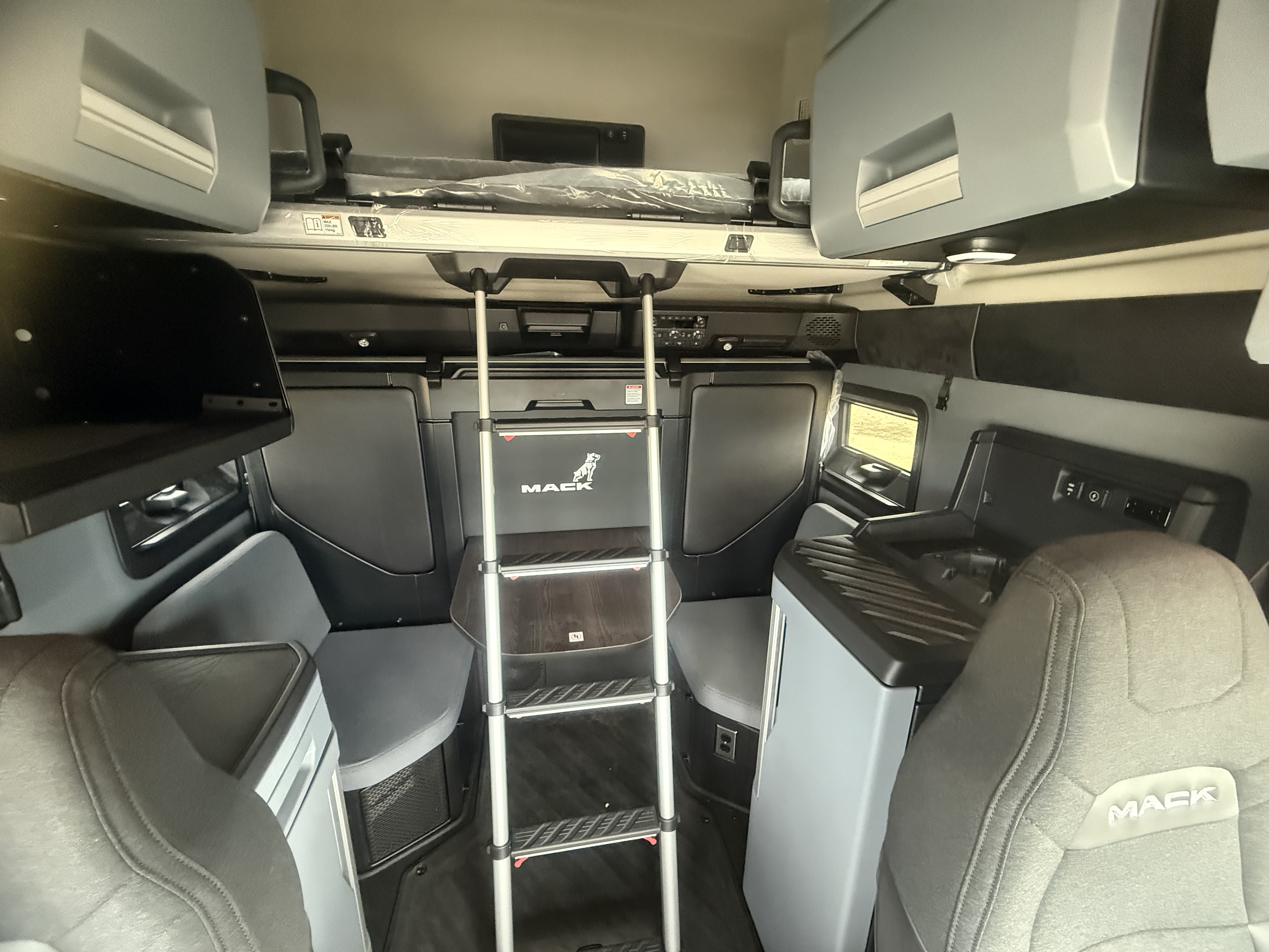 2026 Mack - image 19