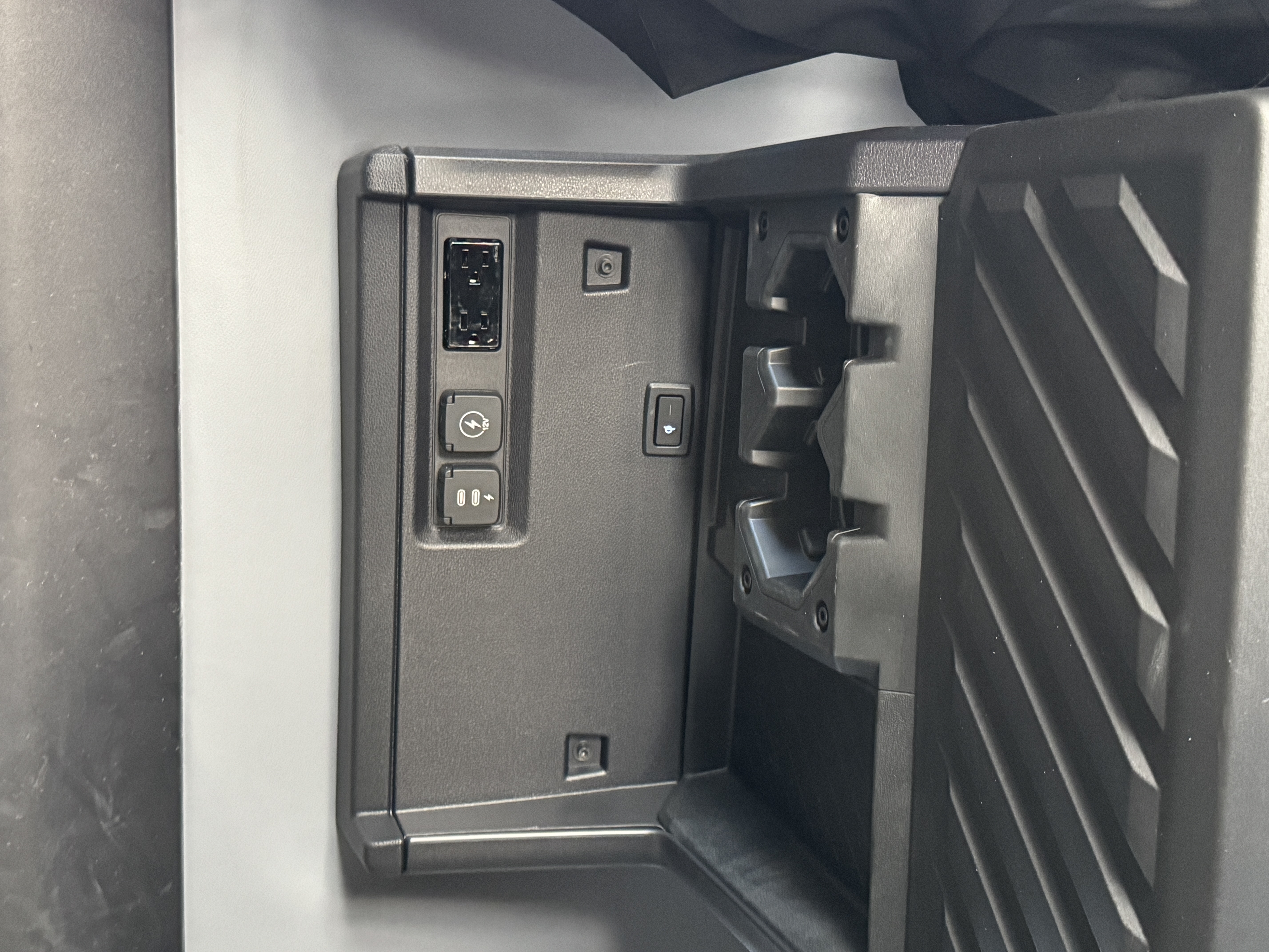 2026 Mack - image 18