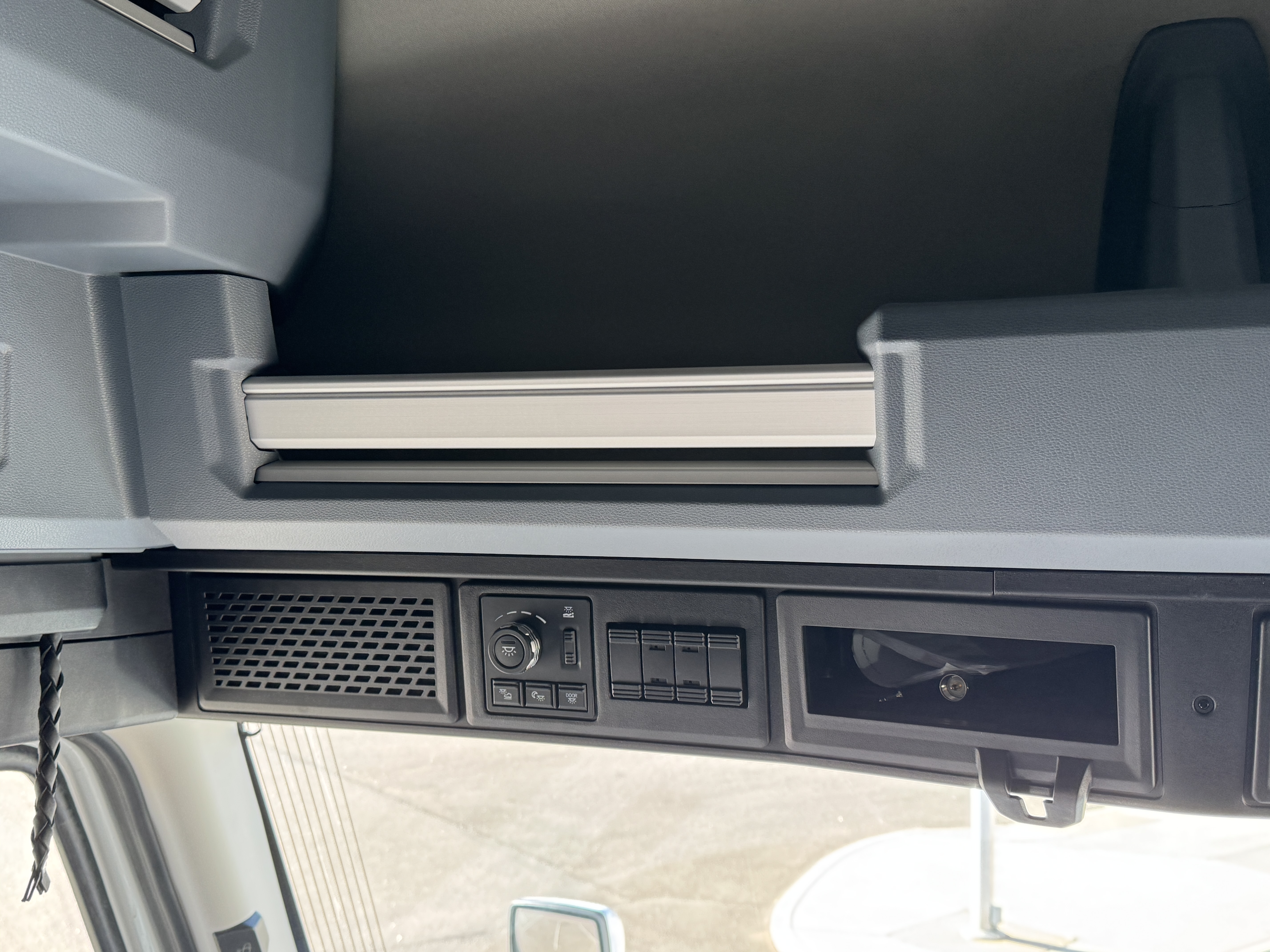 2026 Mack - image 32