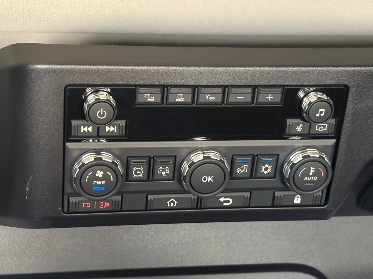 2026 Mack - image 13