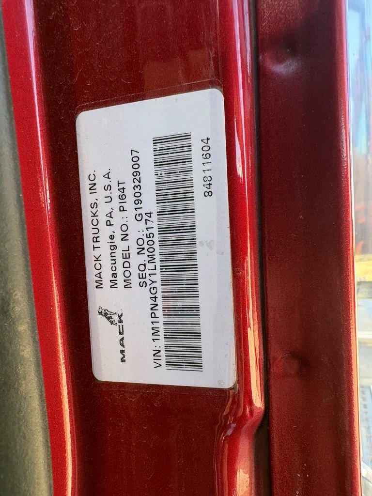 2020 Mack - image 27