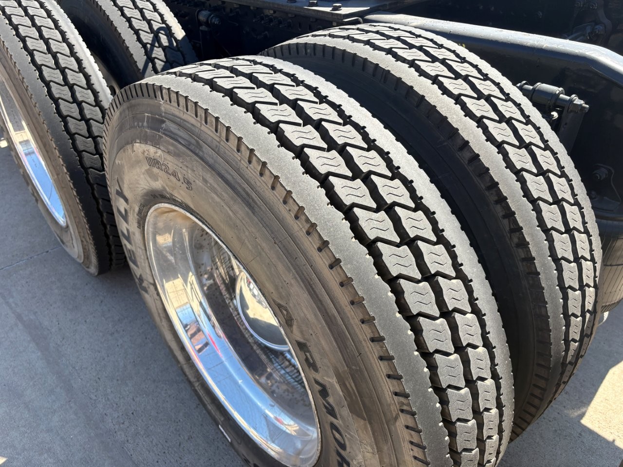 2020 Mack - image 14