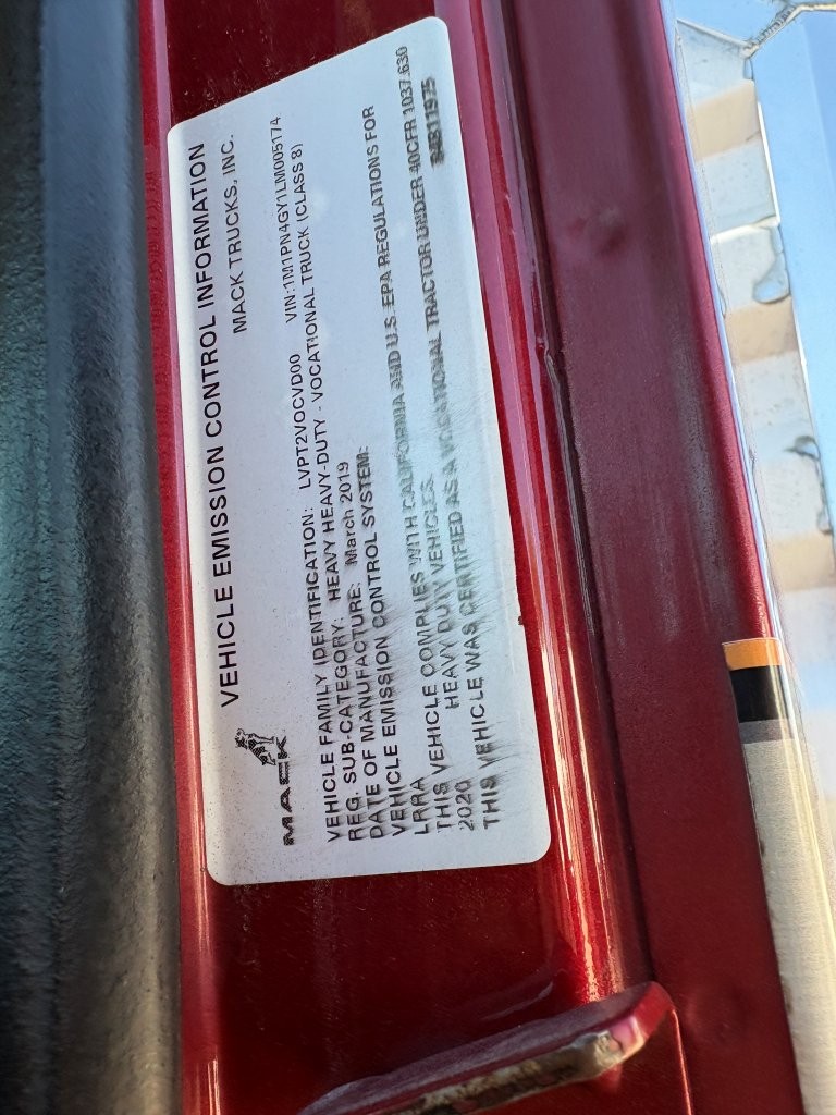 2020 Mack - image 26