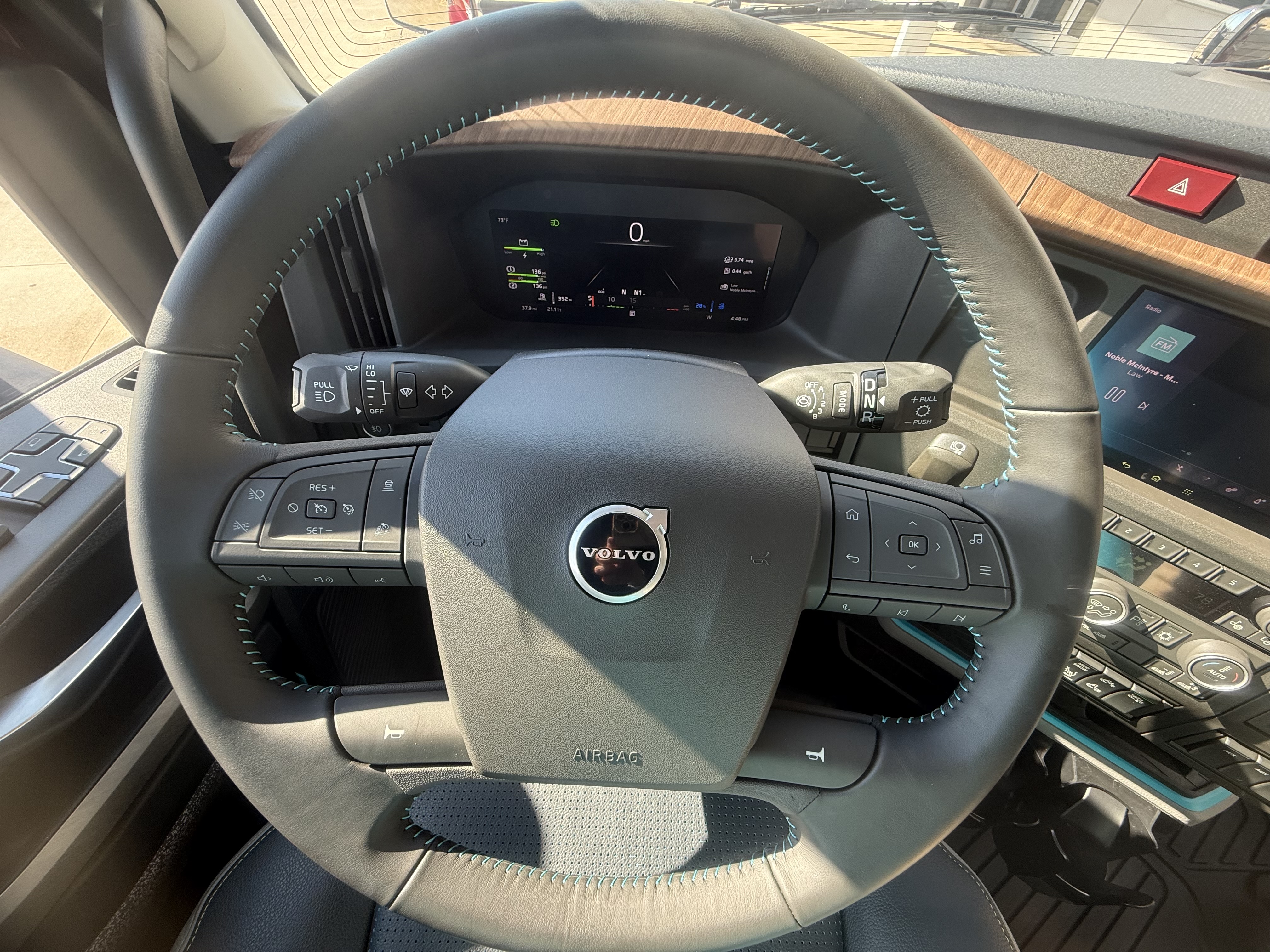 2026 Volvo - image 11