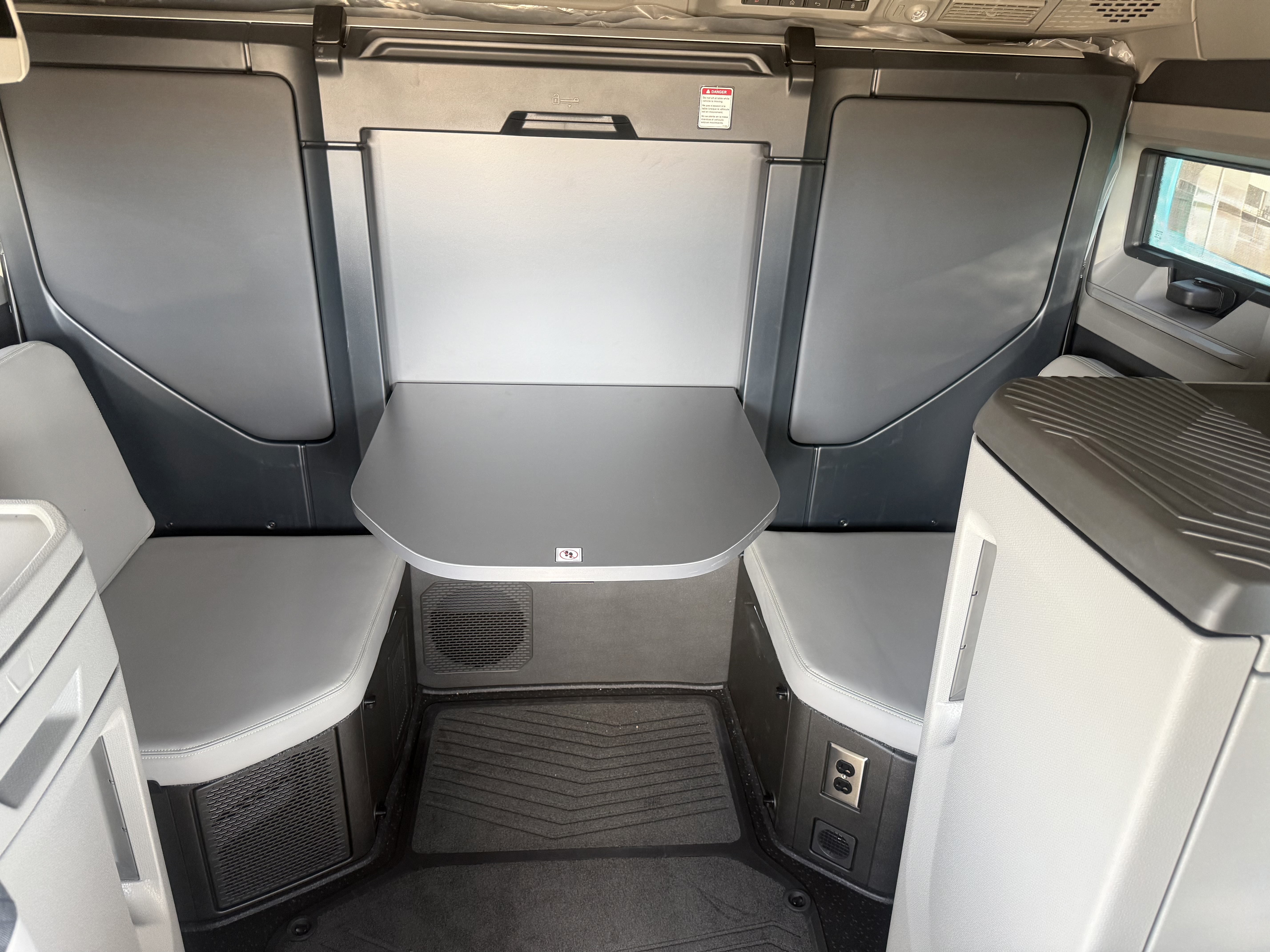 2026 Volvo - image 16