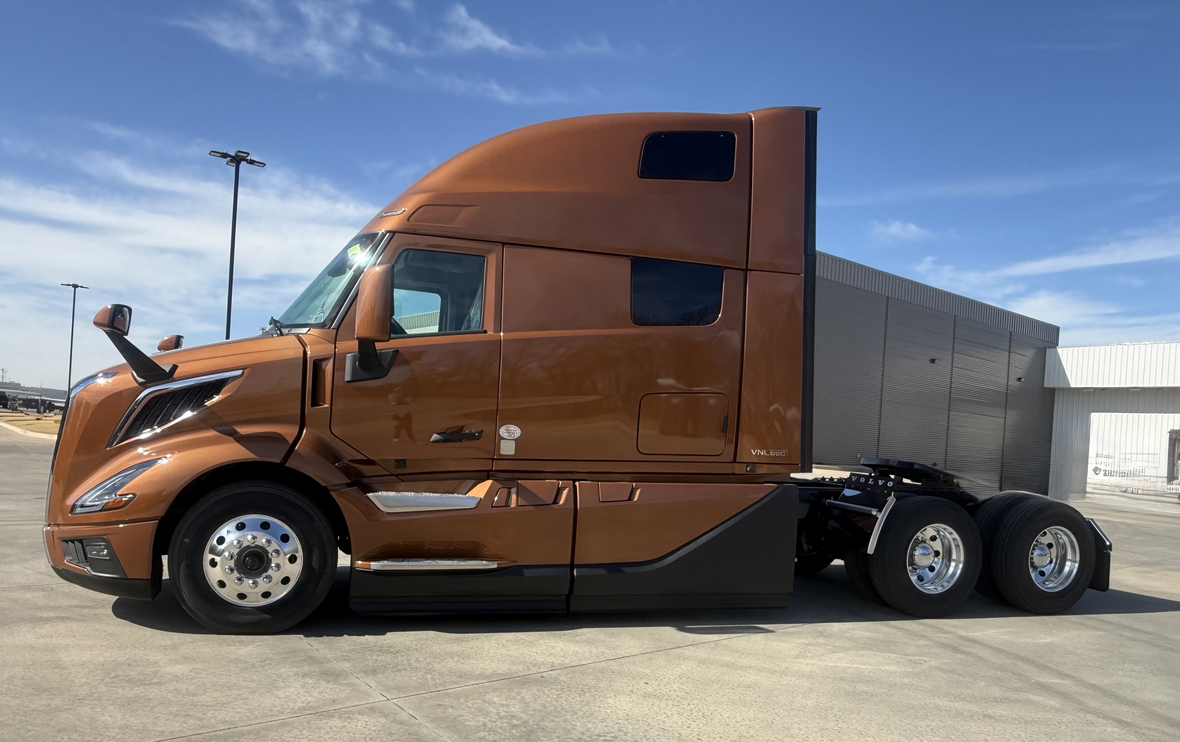 2026 Volvo - image 2